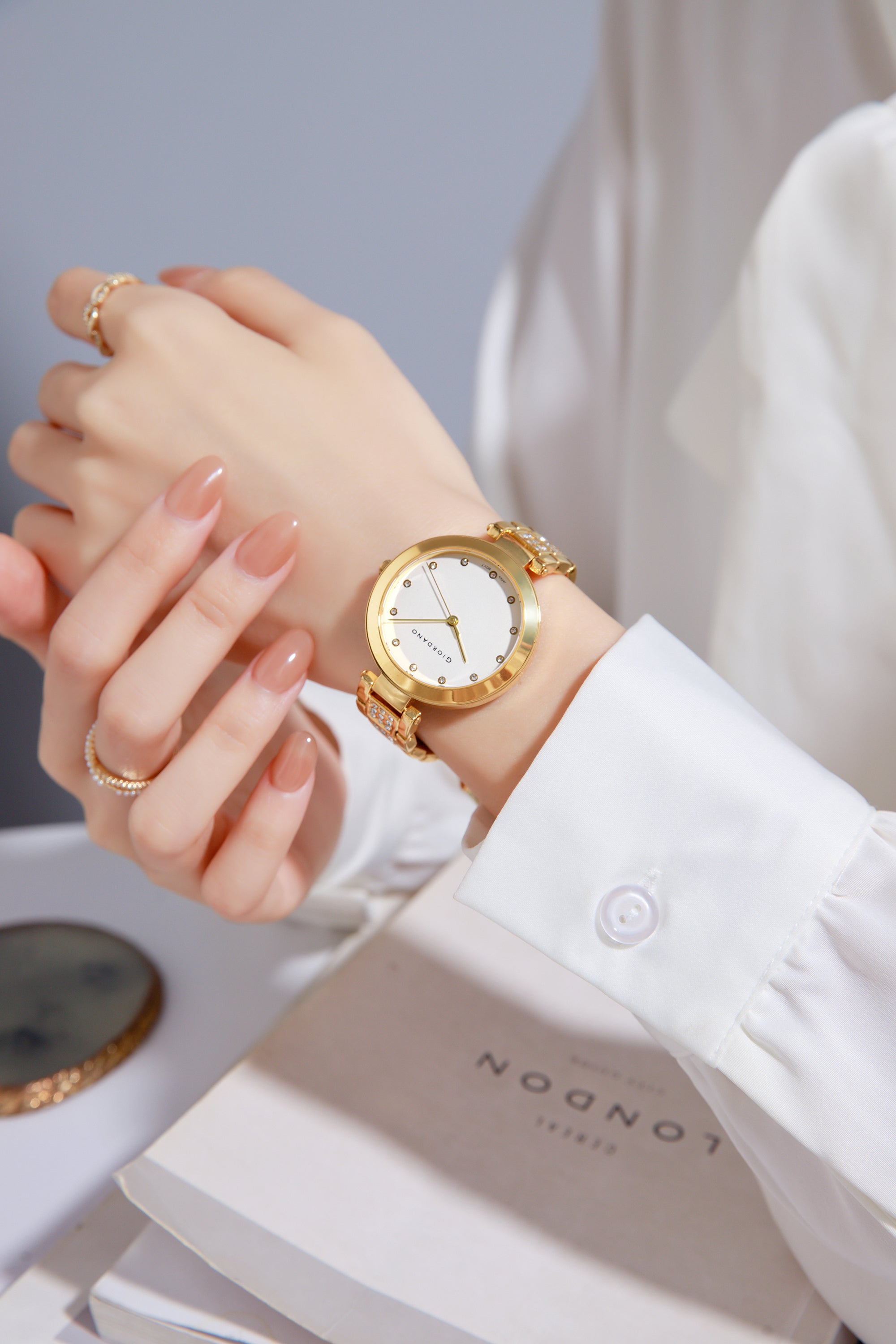 Giordano Eleganza Collection Analog Watch for Women with Crystal-Studded Strap & Diamond Indices-A2037-22