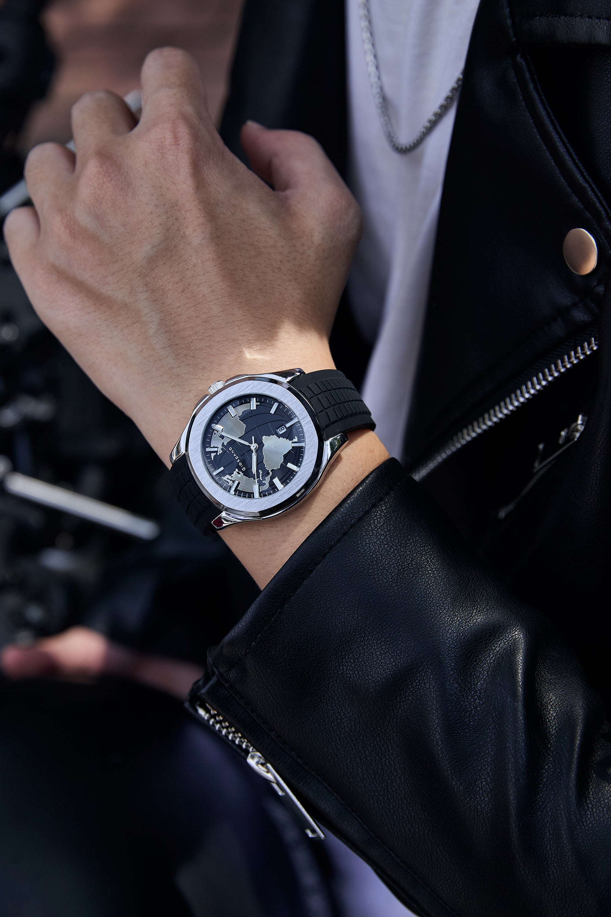 Giordano Stylish World Map design Watch for men with round dial and textured Silicone strap  | GZ-50147-01