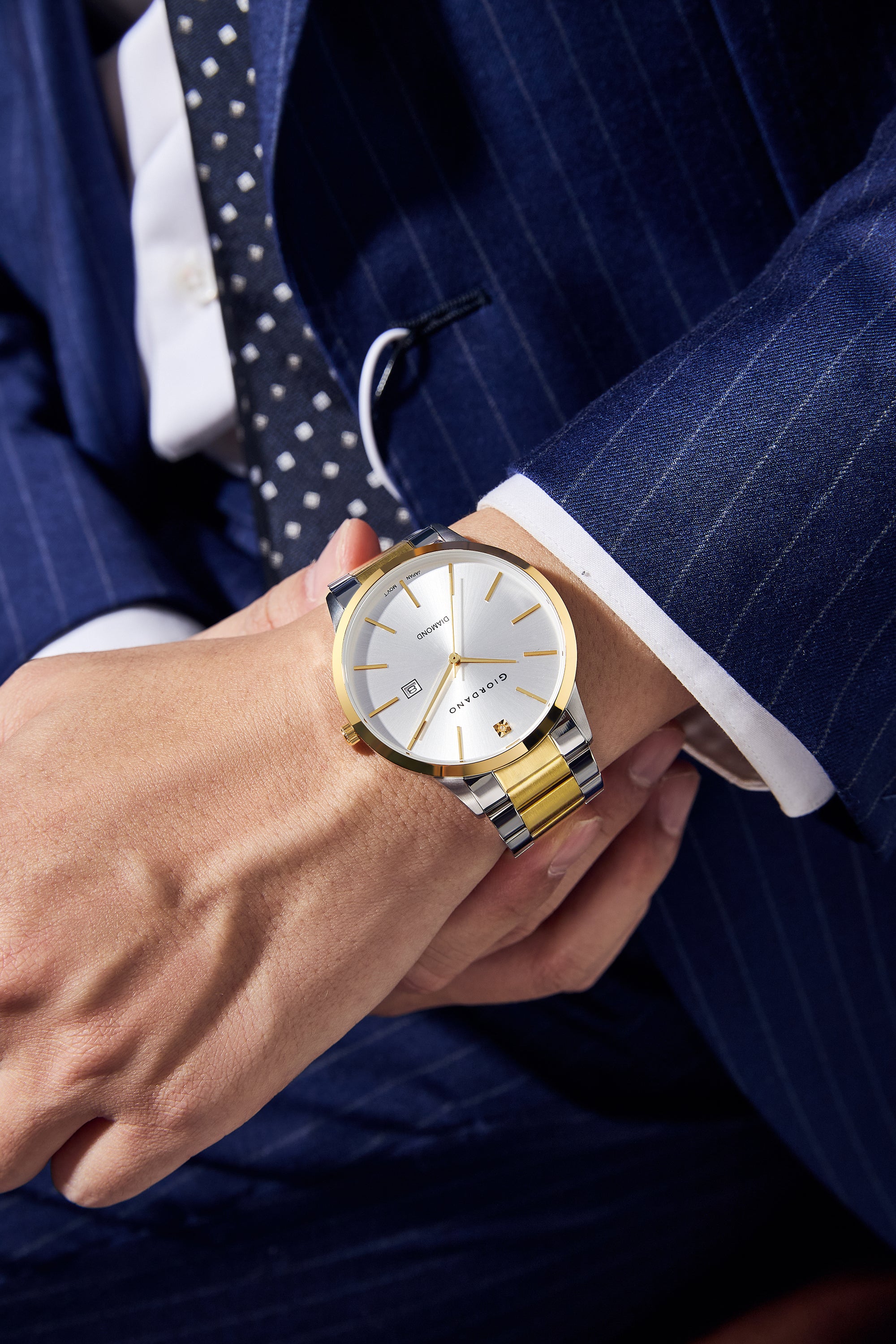 Giordano Analog Stylish Watch for Men & Boys Water Resistant Fashion Watch Round Shape with 3 Hand Mechanism Wrist Watch to Compliment Your Look/Ideal Gift for Male | GZ-50101-44