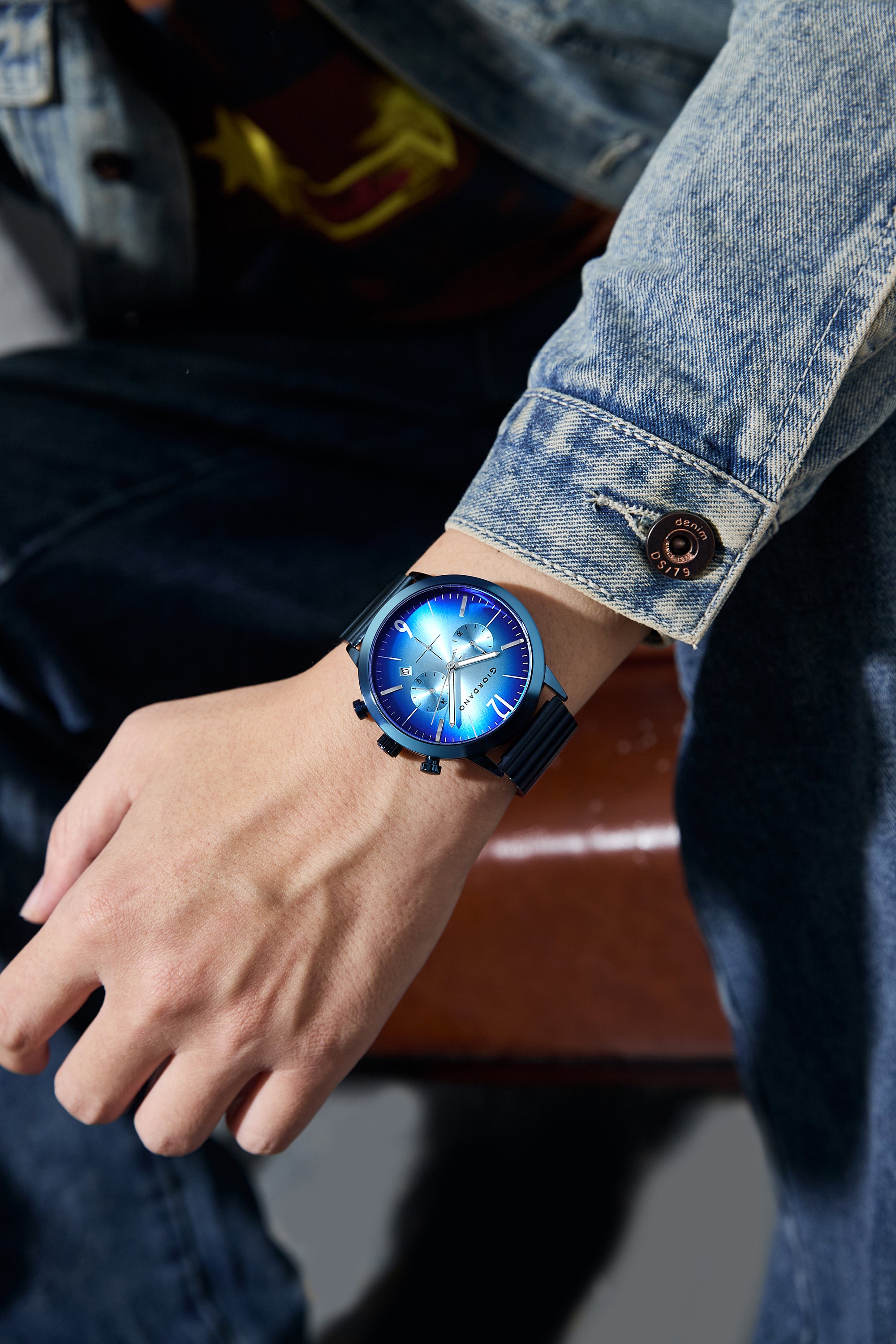 Giordano Analog Chronograph Watch for Men - Stainless Steel Case & strap| Modern Casual & Formal Wristwatch with Date | GZ-50153-44