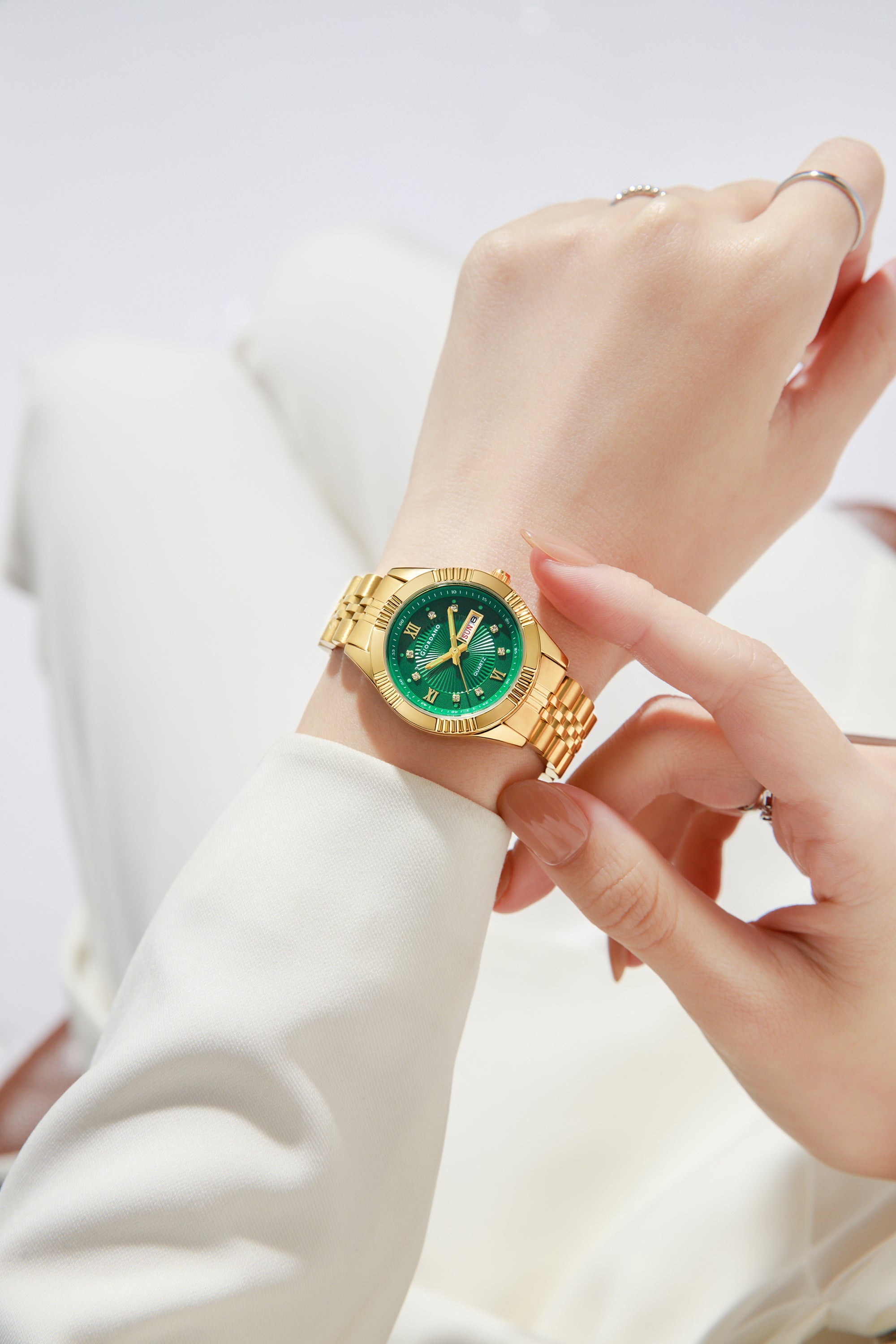 Giordano Analog Quartz Watch for Women with Day & Date Display, Textured Dial, Diamond Hour Markers, Roman Numerals Stainless Steel Strap - GZ-60172-33