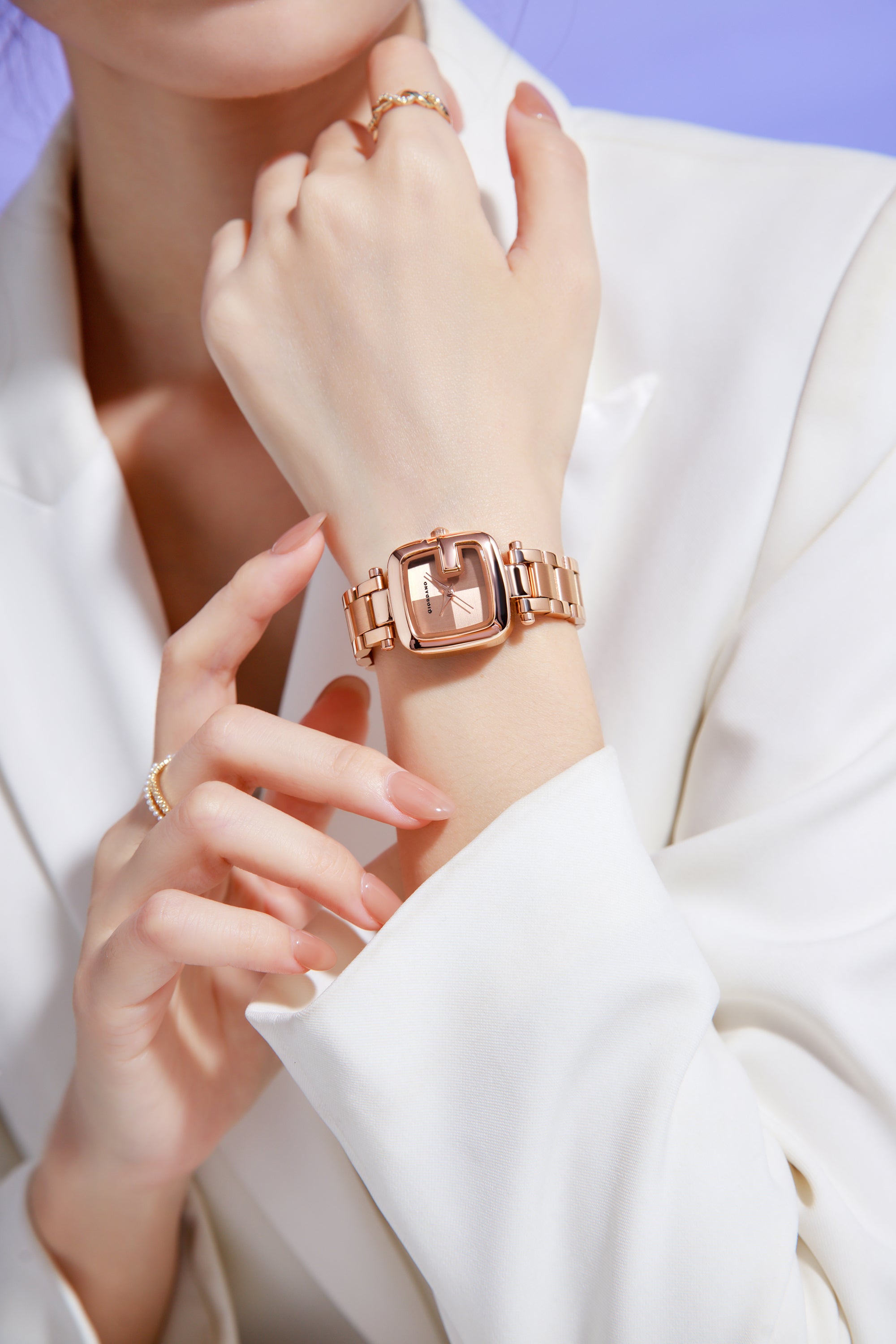 Giordano Quartz Analog Watch for Women Dial with Metal Strap Fashionable Design, Water Resistant – Perfect for Casual & Office Wear | GZ-60107-44