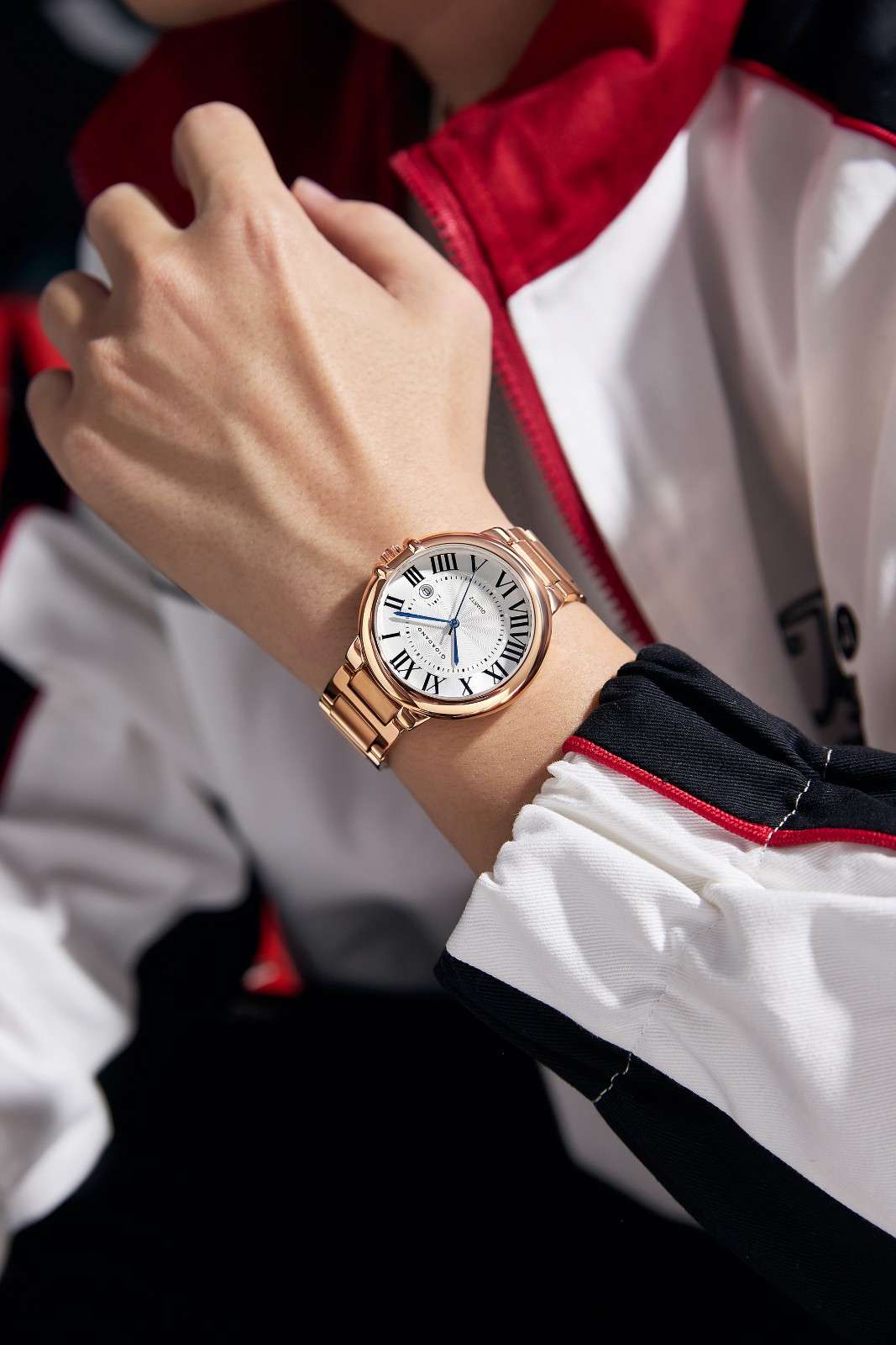 Giordano Analog Quartz Watch for Men – Stainless Steel Strap, Textured Dial with Roman Numerals, Blue Hands, Date Display - GZ-50187-33