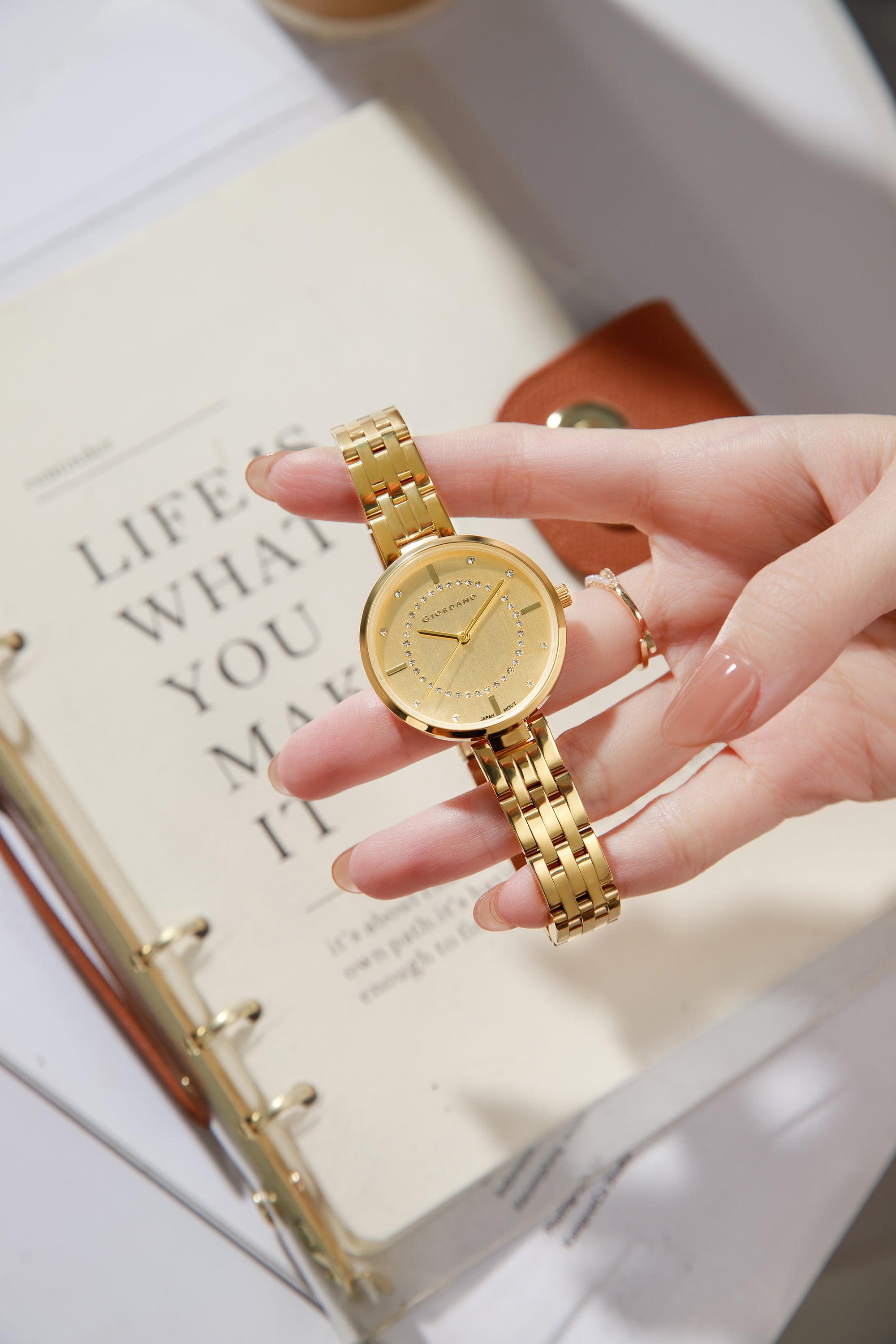 Giordano Stylish Analog Watch for Women with Diamond Studed Dial with Crystal Hour Markers and Stainless Steel Strap - GZ-60077-66