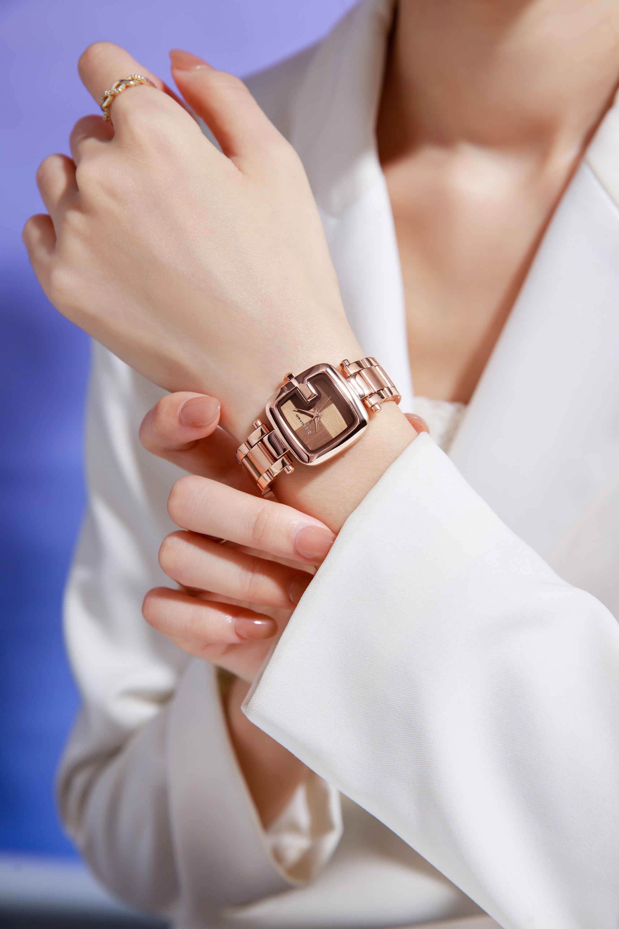 Giordano Quartz Analog Watch for Women Dial with Metal Strap Fashionable Design, Water Resistant – Perfect for Casual & Office Wear | GZ-60107-33