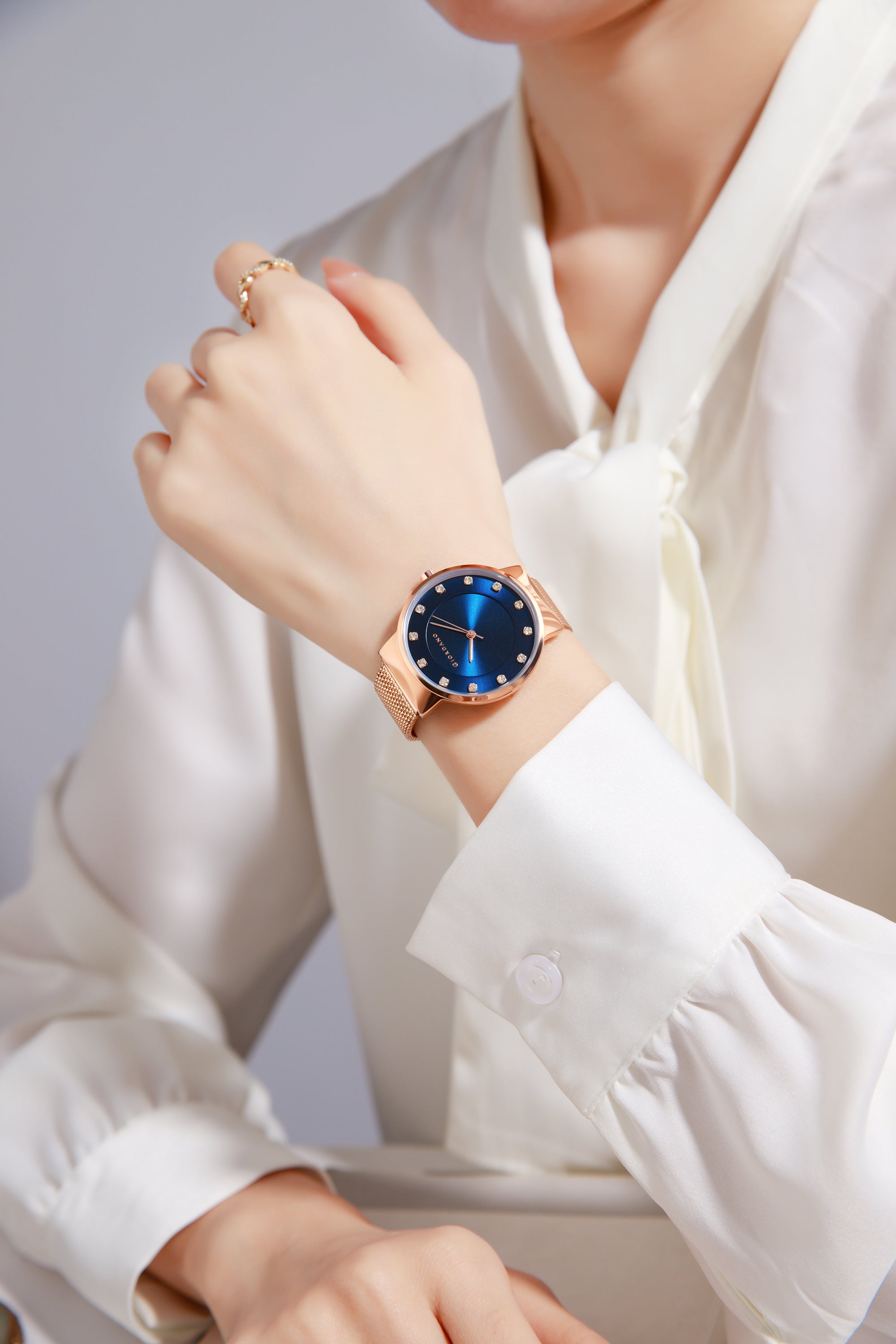 Giordano Analog Stylish Watch for Women | Water Resistant Simple and Fashion Watch Round Shape with Stainless Steel Case Wrist Watch for Ladies & Girls | Ideal Gift for Female - A2062-44