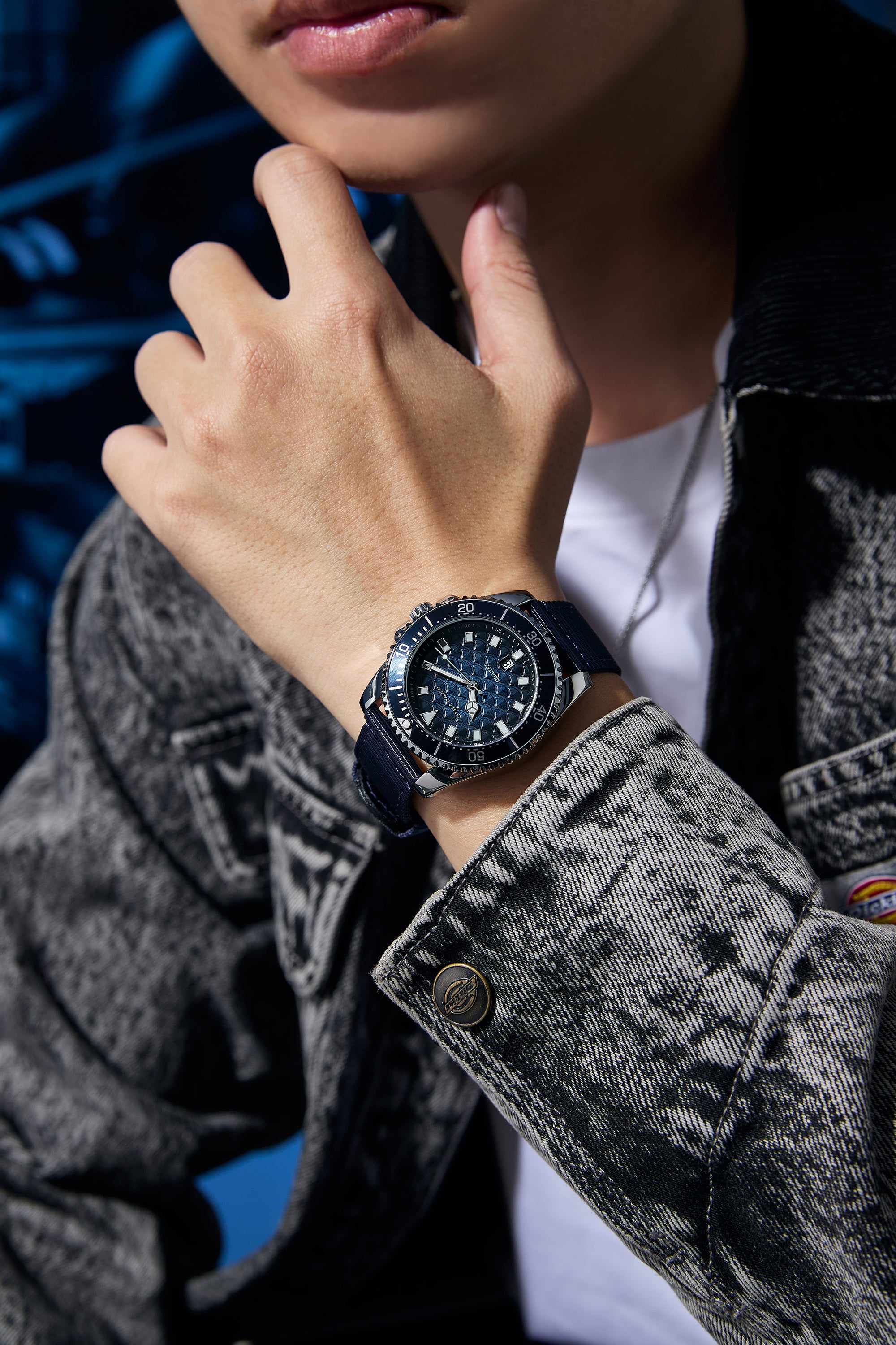 Giordano Analog Quartz Watch for Men with Black Textured Fish Scale Dial, Luminous Hands & Markers, Date Window, Nylon NATO Strap, Rotating Bezel GZ-50195-22