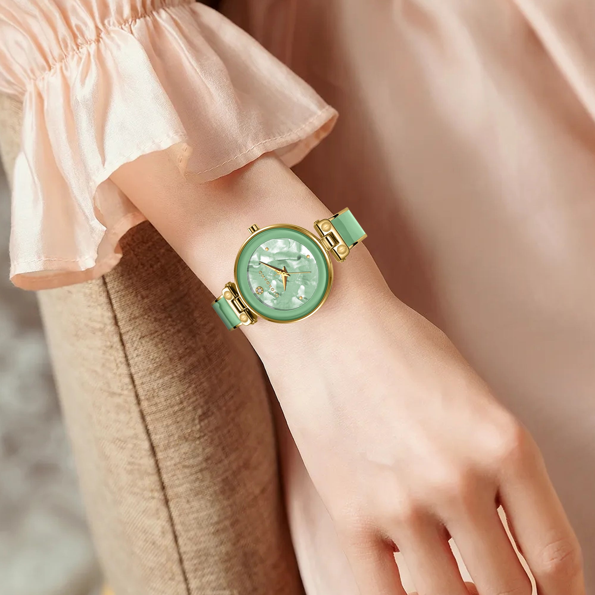 Giordano Designer Analog Watch for Women – Glossy Round Dial & Bracelet Style Stainless Steel Strap | GZ-60099-66