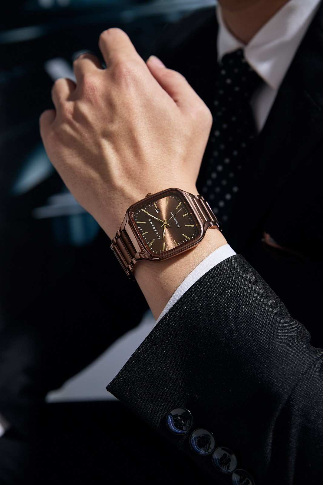 Giordano Analog Watch for Men – Square Dial, Stainless Steel Strap, Date Display, Water Resistant Classic Dress Watch | GZ-50163-55