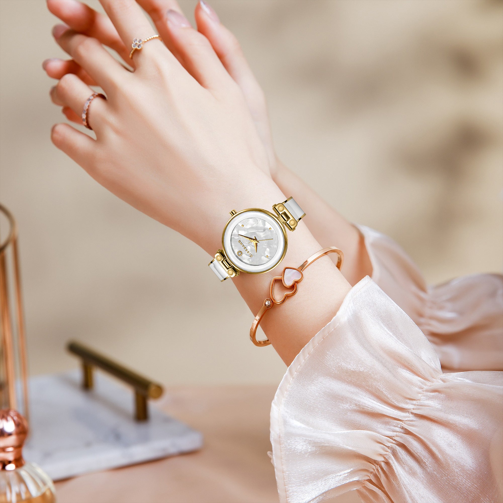 Giordano Designer Analog Watch for Women – Glossy Round Dial & Bracelet Style Stainless Steel Strap | GZ-60099-88