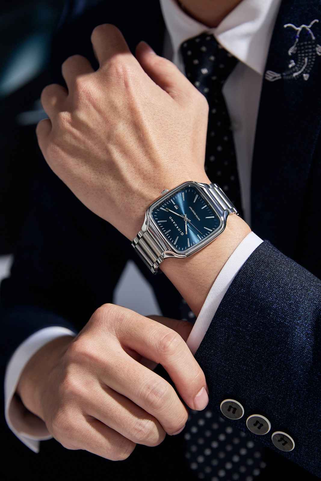 Giordano Analog Watch for Men – Square Dial, Stainless Steel Strap, Date Display, Water Resistant Classic Dress Watch | GZ-50163-22