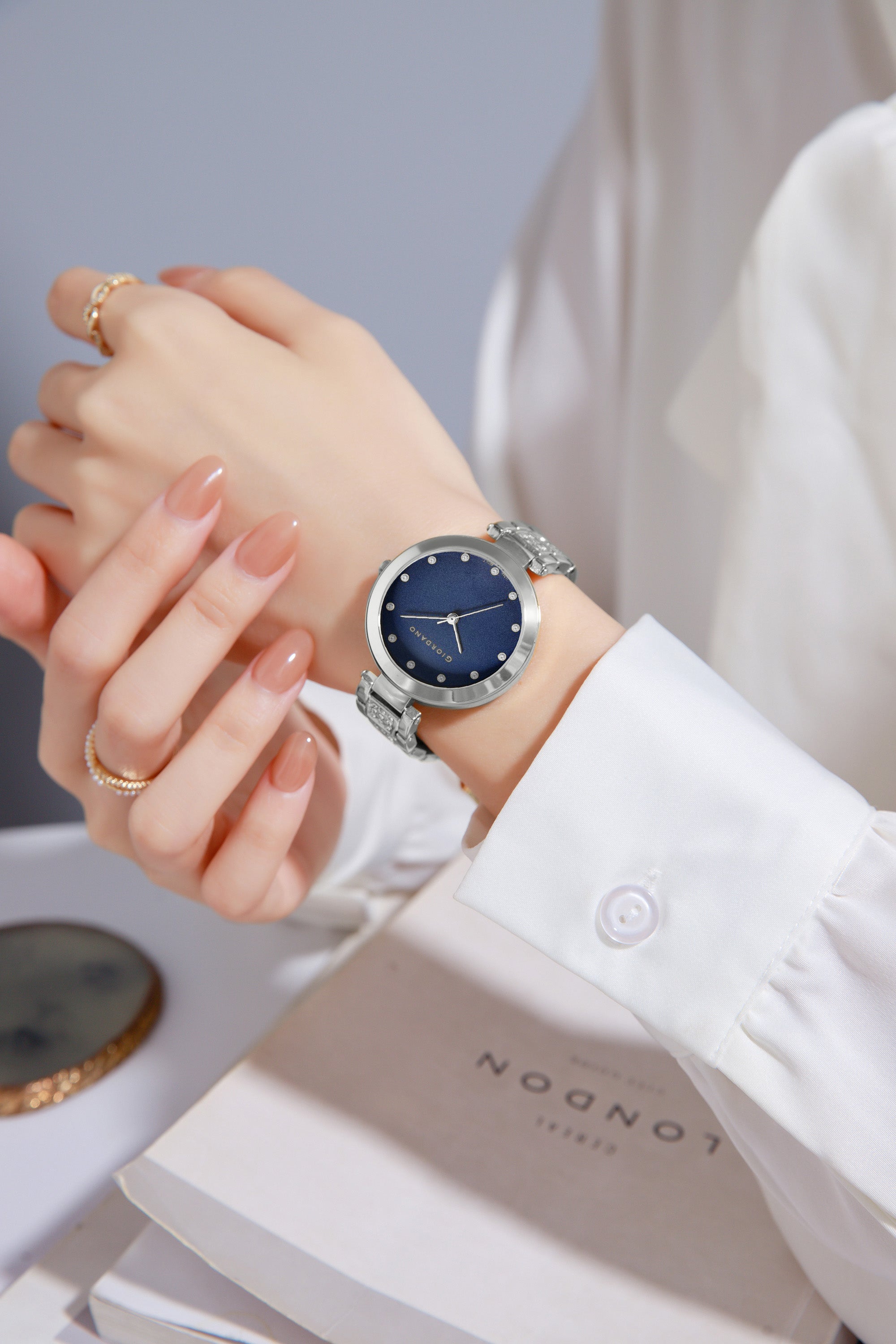 Giordano Eleganza Collection Analog Watch for Women with Crystal-Studded Strap & Diamond Indices-A2037-66