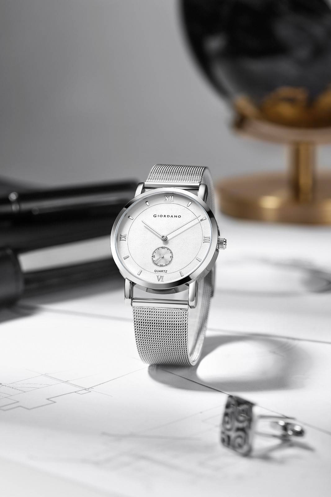 Giordano Classic Analog Quartz Watch for Men – Mesh Metal Strap, Minimalist Dial with Roman Numerals, Slim Elegant Dress Watch - GZ-50186-22