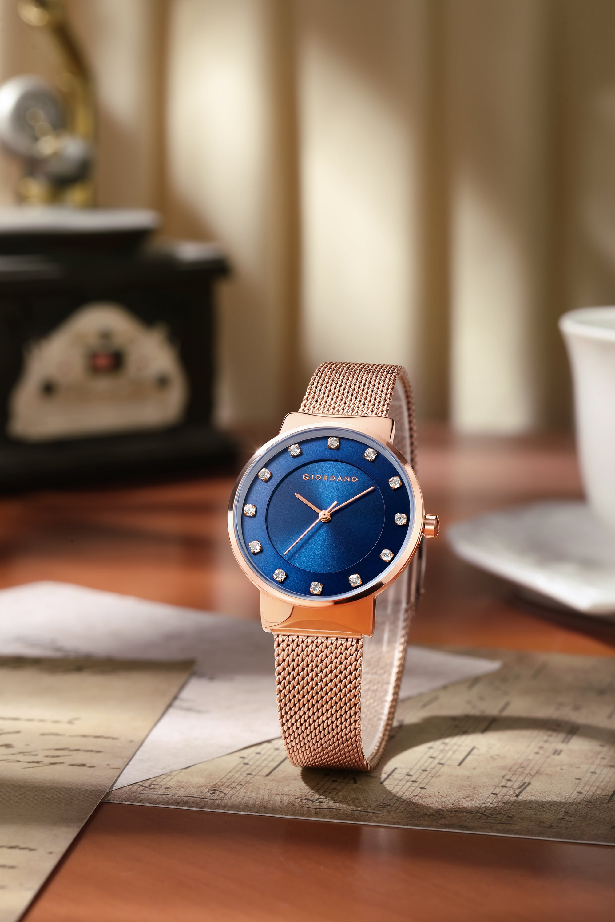 Giordano Analog Stylish Watch for Women | Water Resistant Simple and Fashion Watch Round Shape with Stainless Steel Case Wrist Watch for Ladies & Girls | Ideal Gift for Female - A2062-44