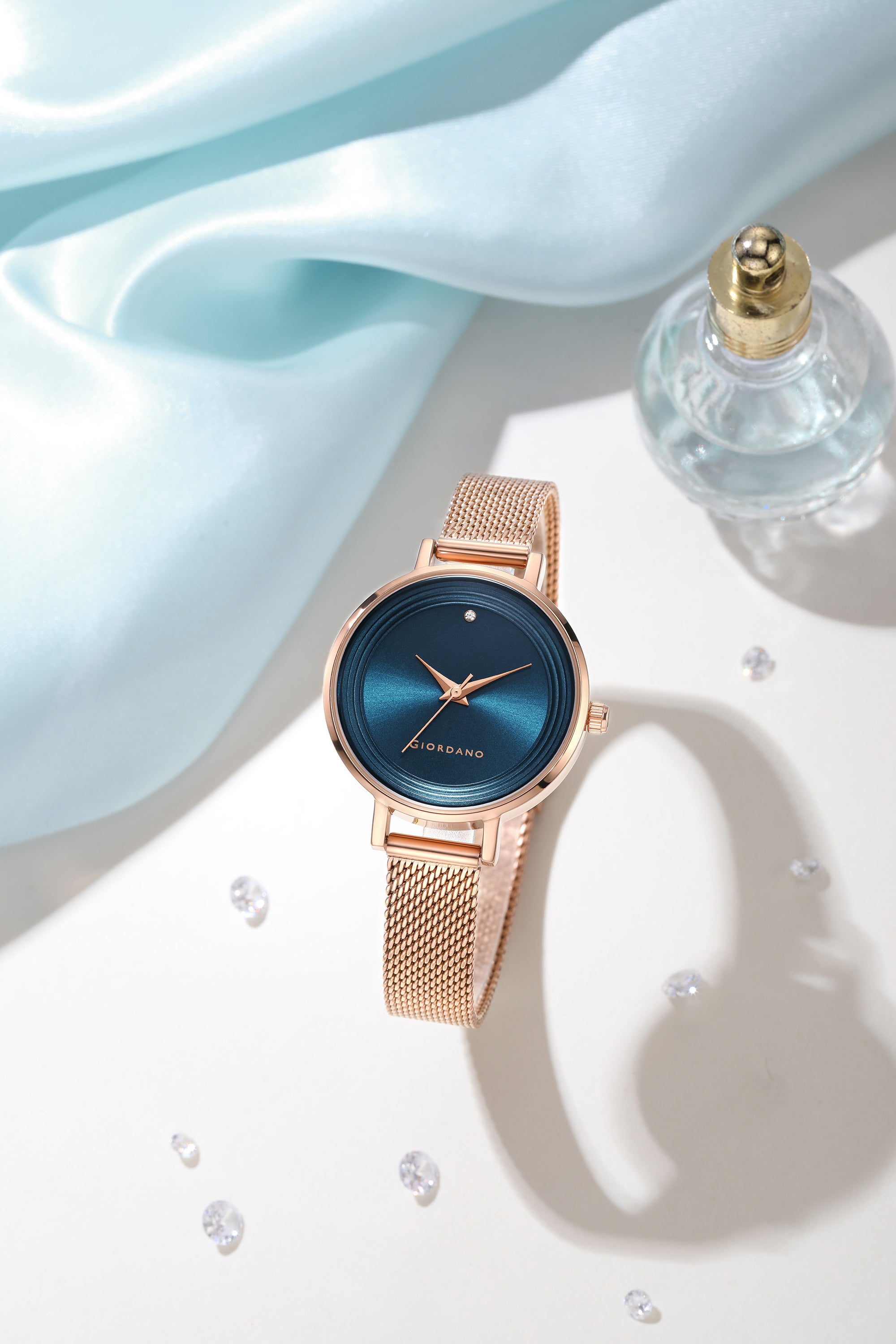 Giordano Fashionista Collection Stylish Analogue Watch for Women | Unique Design with Color Variant Mesh Metal strap | Ladies Wrist Watch to Compliment Your Look Ideal Gift for Women’s |Girls - GD4067-44