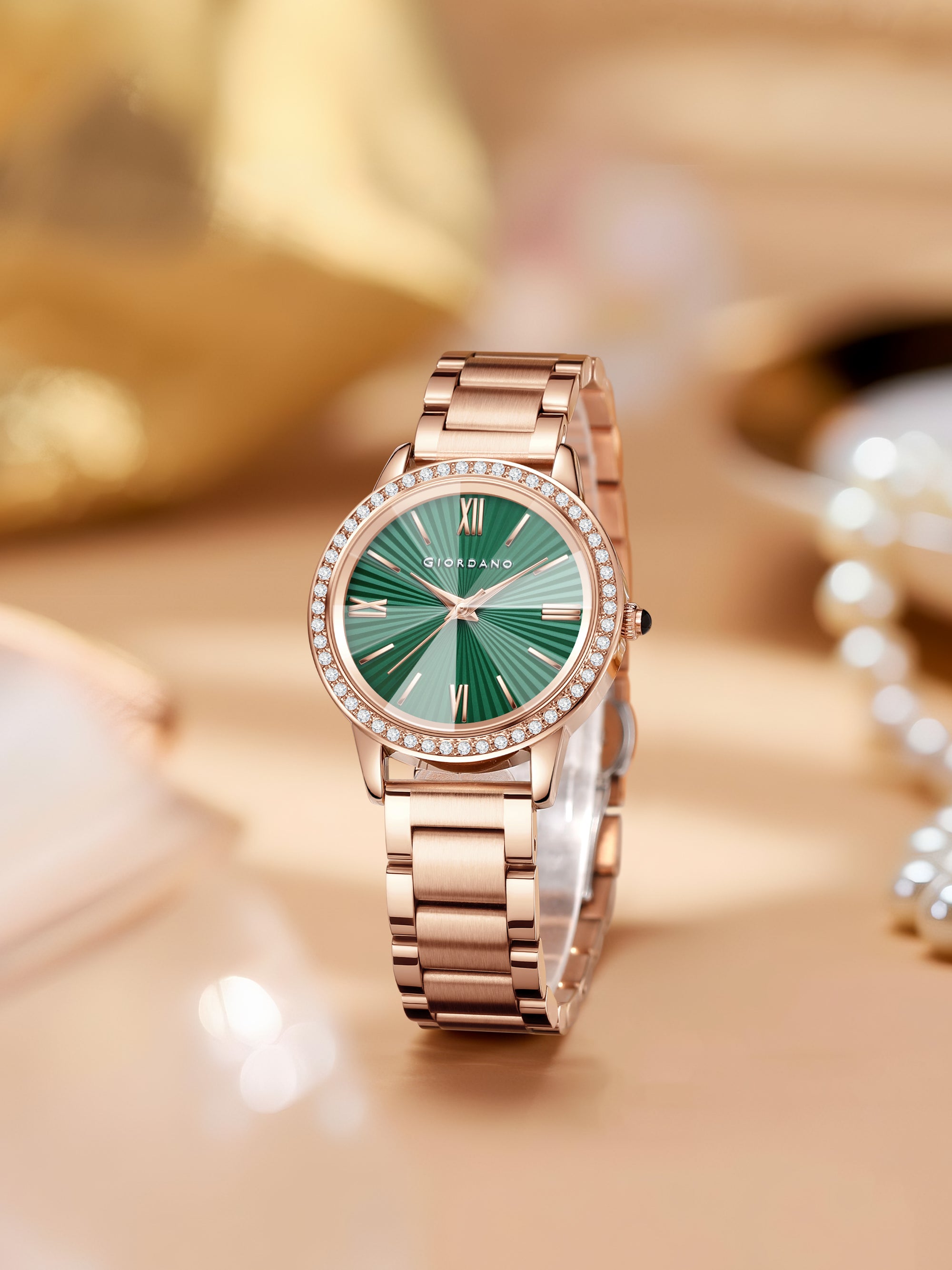 Giordano classic Watch for Women with Round Diamond Cut Glass Dial, Elegant Stainless Steel Strap with Quartz Movement | GZ-60118-11