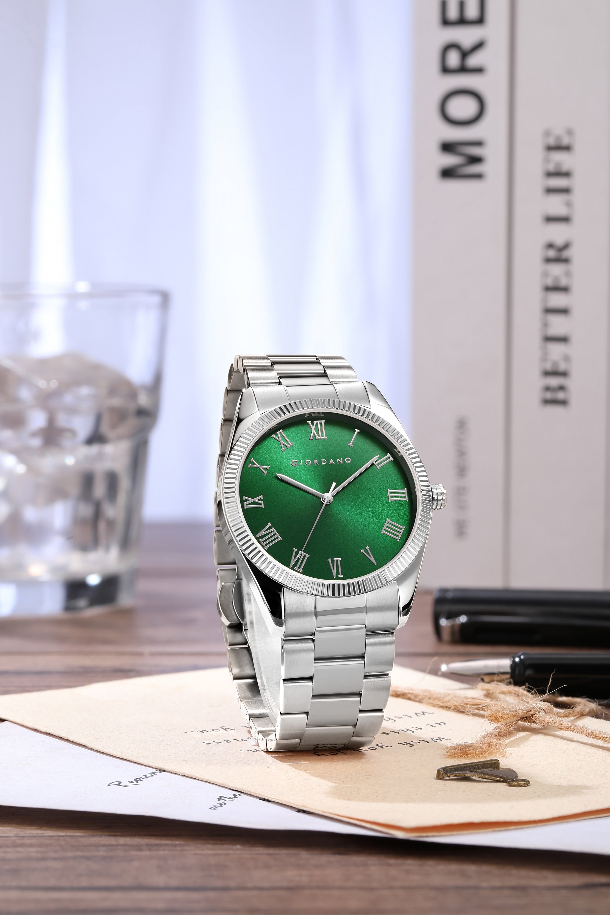 Giordano Analog Wrist Watch for Men Stylish Metal Strap with Water Resistant 3 Hand Mechanism for Men and Boys to Compliment Your Look/Ideal Gift for Male - GZ-50112-11