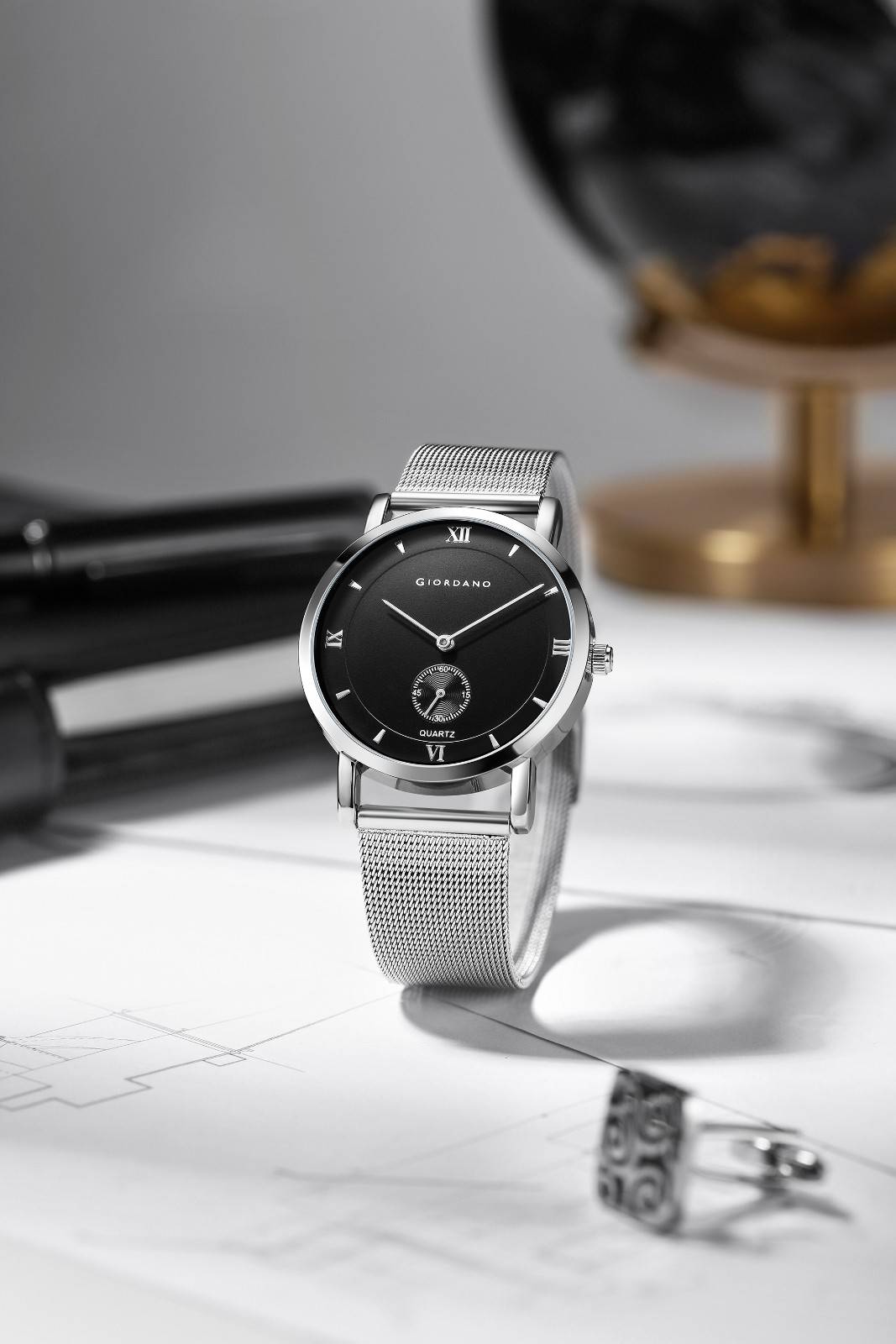 Giordano Classic Analog Quartz Watch for Men – Mesh Metal Strap, Minimalist Dial with Roman Numerals, Slim Elegant Dress Watch - GZ-50186-33