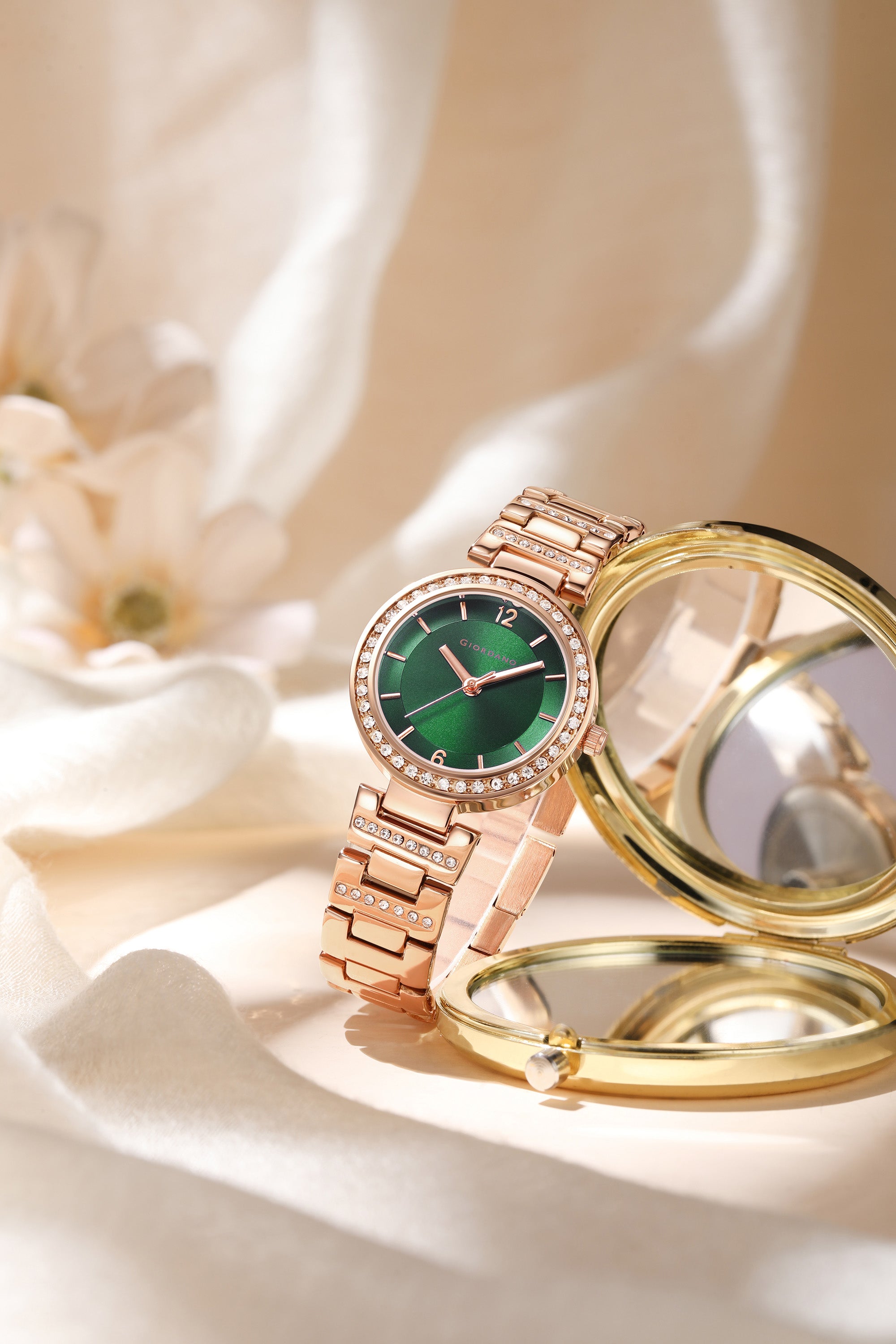 Giordano Eleganza Collection Analog Watch for Women with Diamond Studded Case and Urban Fashion Metal Strap Ladies Wrist Watch Gift for Women GD4051-55