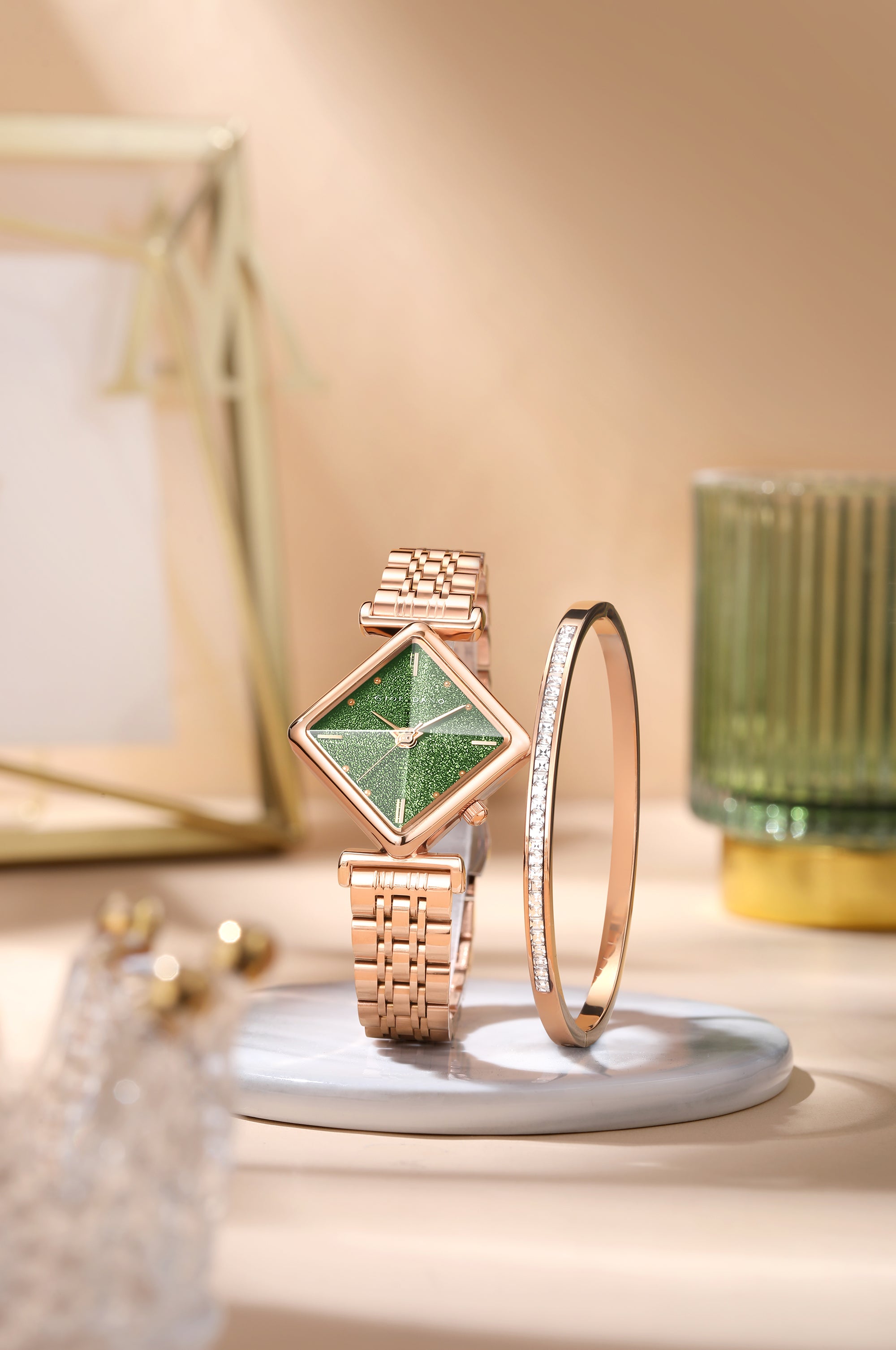 Giordano Rose Gold Analog Watch For Women with Bracelet Set – Diamond-Shaped Shimmer Dial, Crystal Detailing & Stainless Steel Strap – Elegant Gift Combo for Women | GZ-60106-22