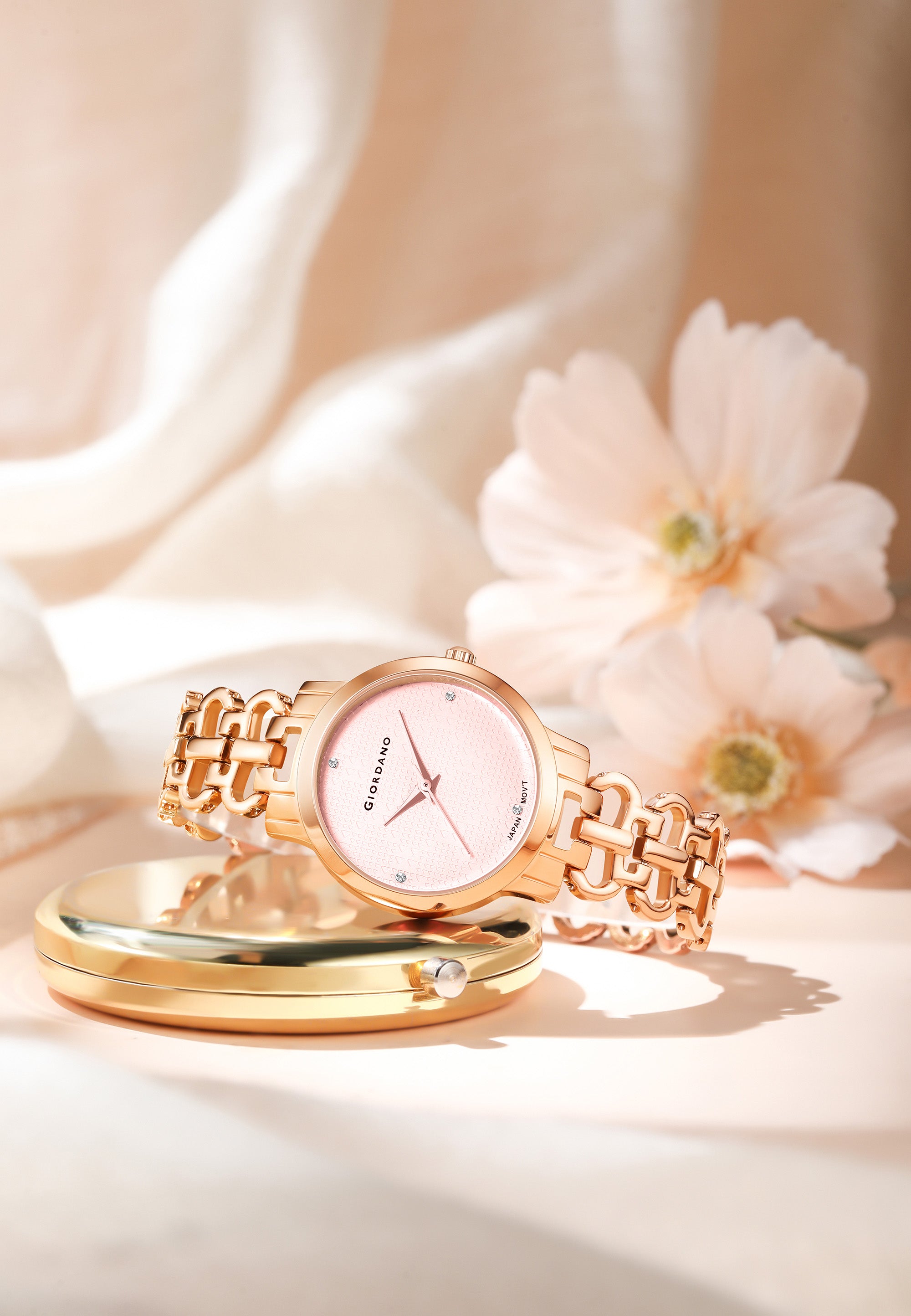 Giordano Fashionista Collection Analog Watch for Women with Classy Dial, Bracelet Strap and Stylish & Elegant Design C2204-11