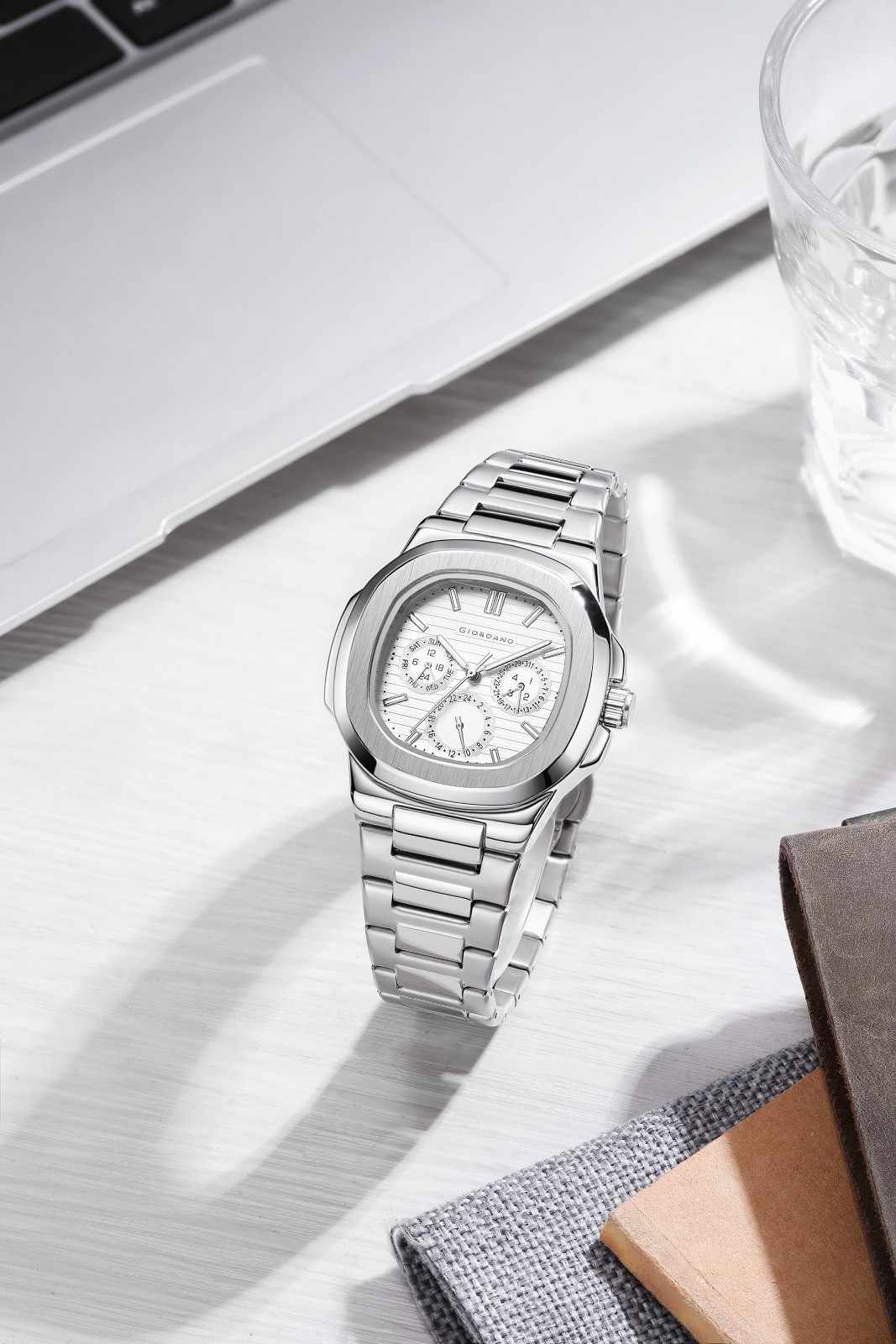 Giordano Analog Multifunction Watch for Men – Textured Dial with Cushion Case, Luminous Index Markers, Stainless Steel Strap, Day & Date Display GZ-50167-22