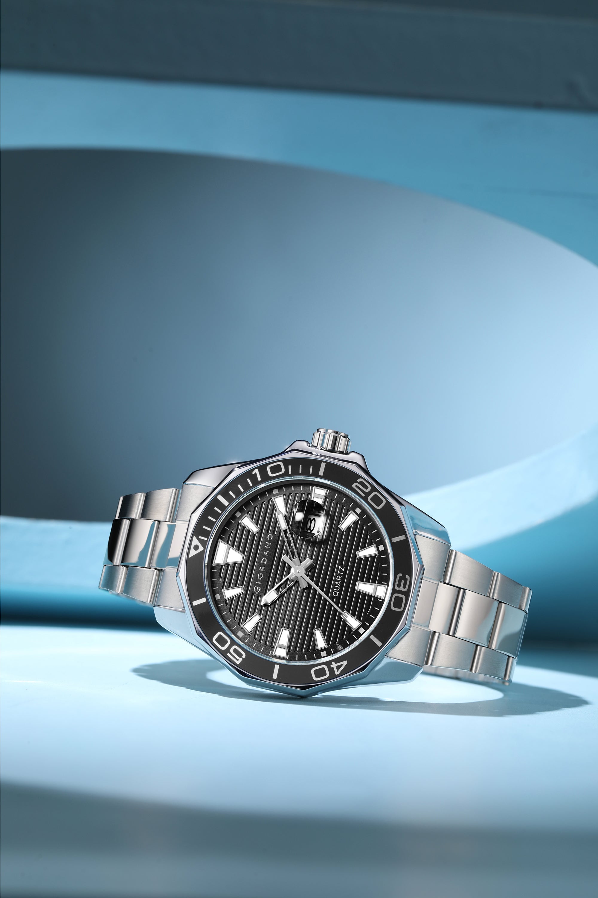 Giordano Stainless Steel Analog Watch for Men – Classic Sporty Design | Textured Dial, Quartz Movement and Date Display with Magnifier | GZ-50149-11