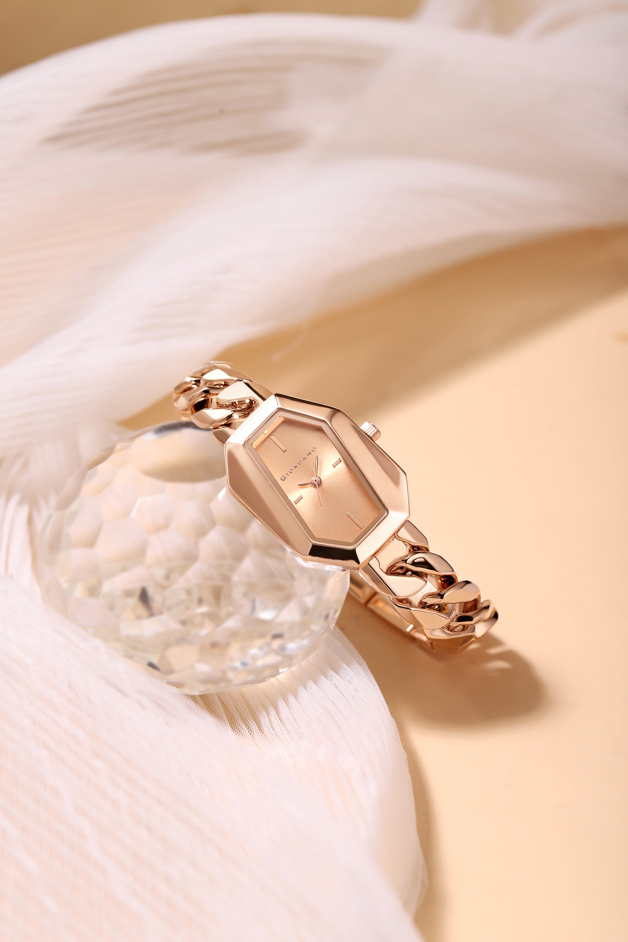 Giordano Stylish Analog Watch for Women – Hexagon Dial, Trendy Chain Link Stainless Steel Strap, Elegant Dress Timepiece | GZ-60122-22