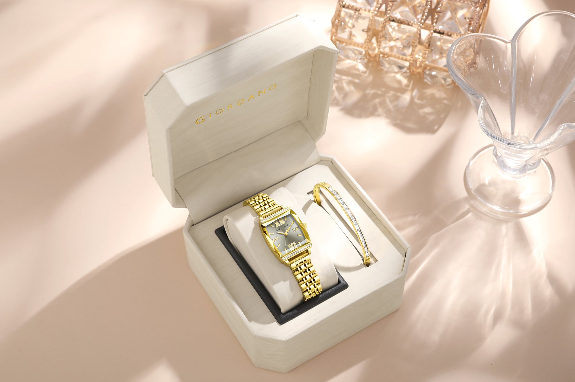 Giordano Analog Watch with Bracelet Set for Women – Cut Glass Square Dial, Crystal Roman Indices and Stainless Steel Strap – Elegant Gift Combo for Women | GZ-60117-55