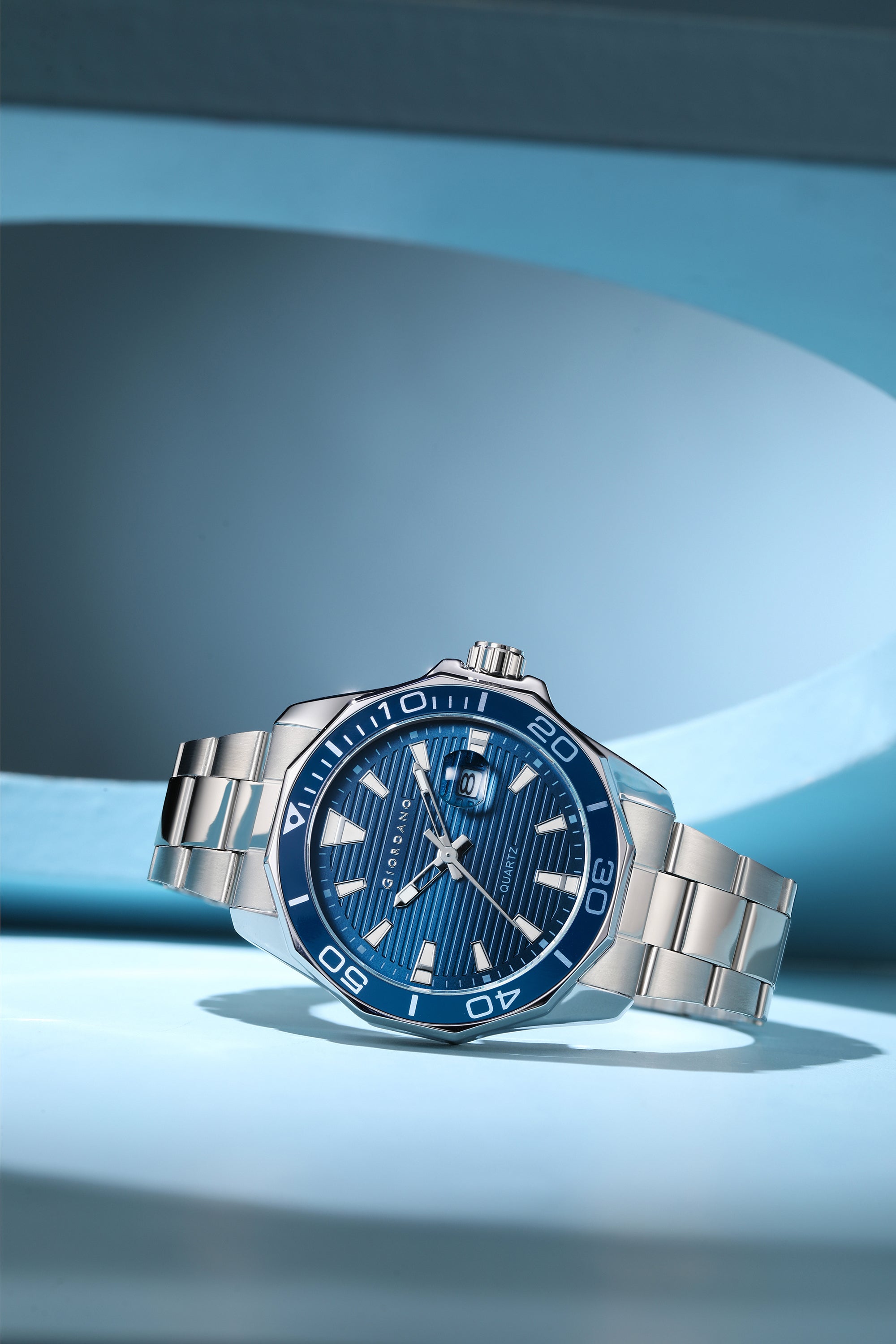 Giordano Stainless Steel Analog Watch for Men – Classic Sporty Design | Textured Dial, Quartz Movement and Date Display with Magnifier | GZ-50149-22