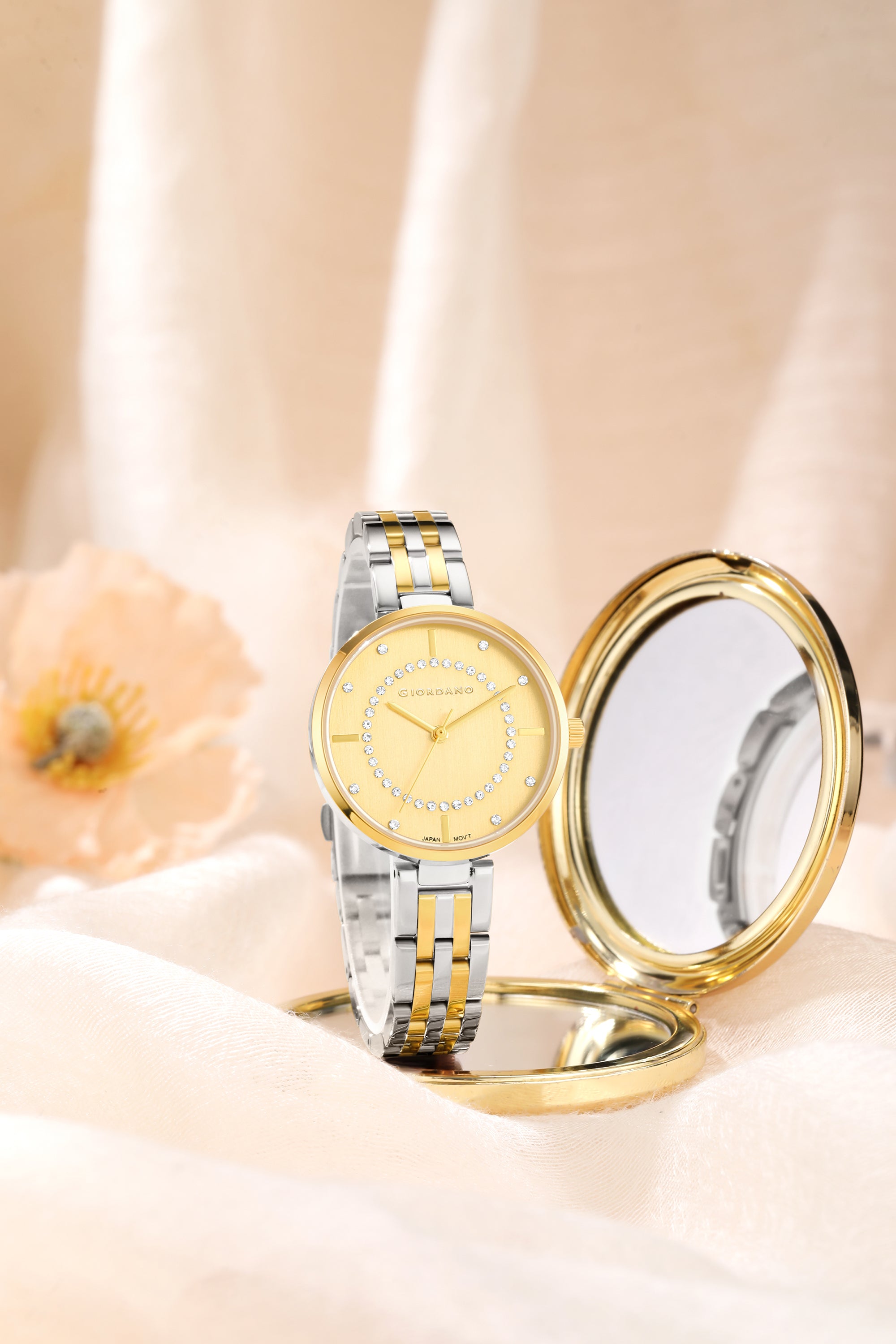 Giordano Stylish Analog Watch for Women with Diamond Studed Dial with Crystal Hour Markers and Stainless Steel Strap - GZ-60077-88