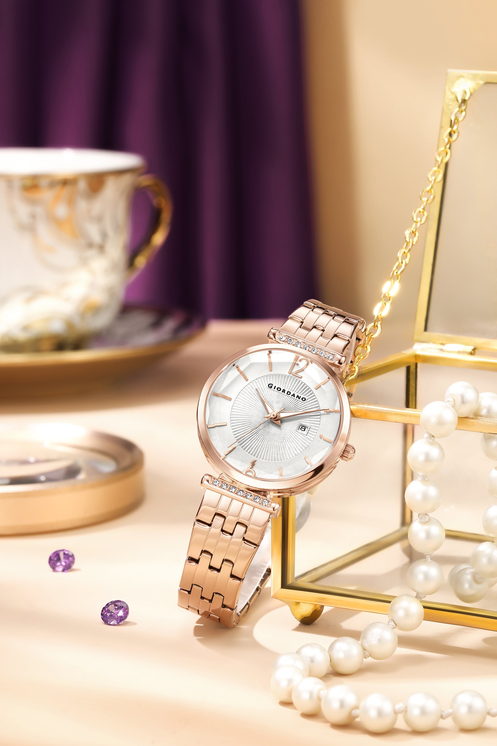 Giordano Exquisite Analog  Watch for Women with Round cut glass Textured Dial, Stainless Steel strap and date display | GZ-60111-33