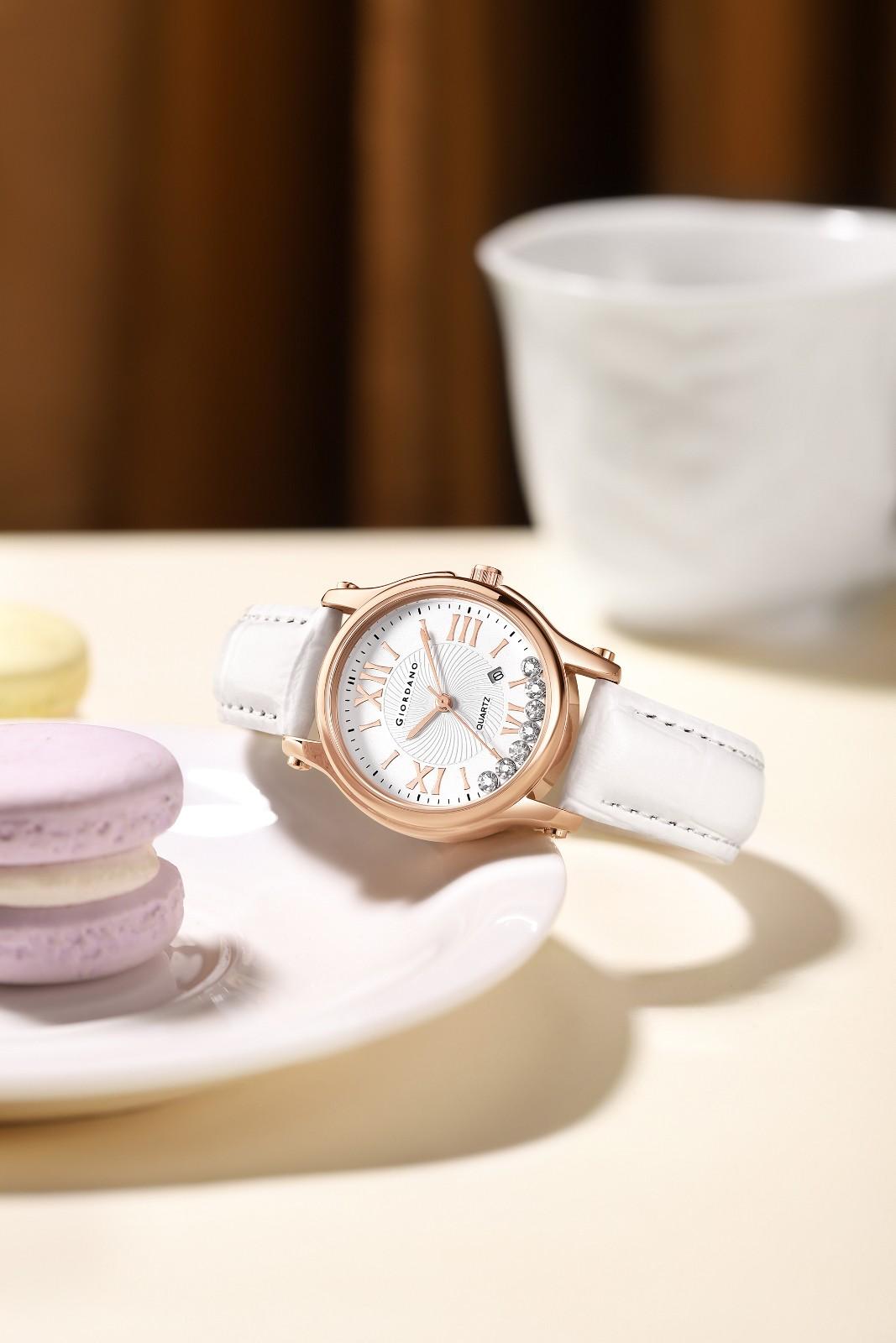 Giordano Luxury Analog Quartz Watch for Women – Rose Gold Case, Roman Numerals, Crystal-Studded Dial, Leather Strap – Elegant Timepiece - GZ-60142-33