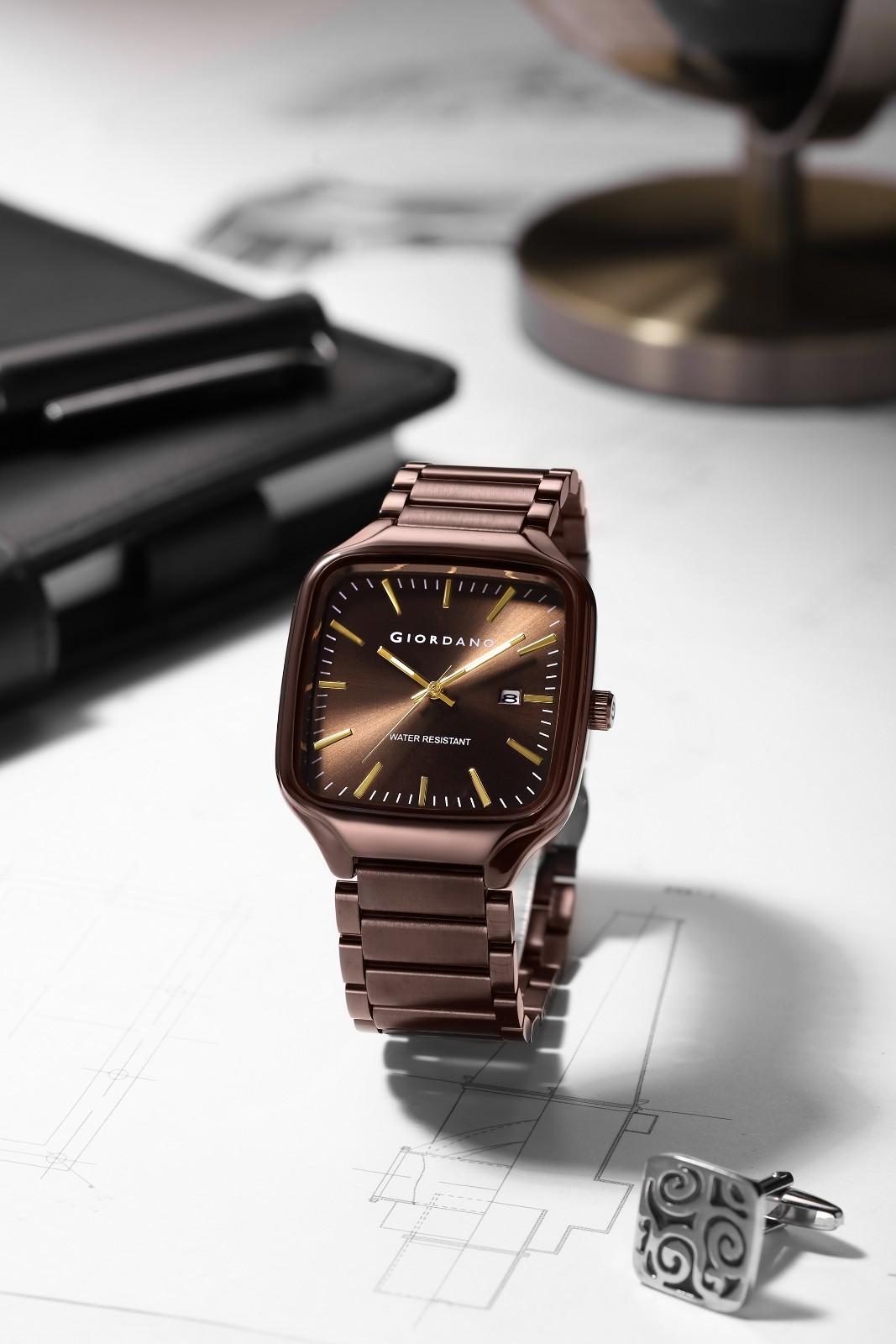 Giordano Analog Watch for Men – Square Dial, Stainless Steel Strap, Date Display, Water Resistant Classic Dress Watch | GZ-50163-55