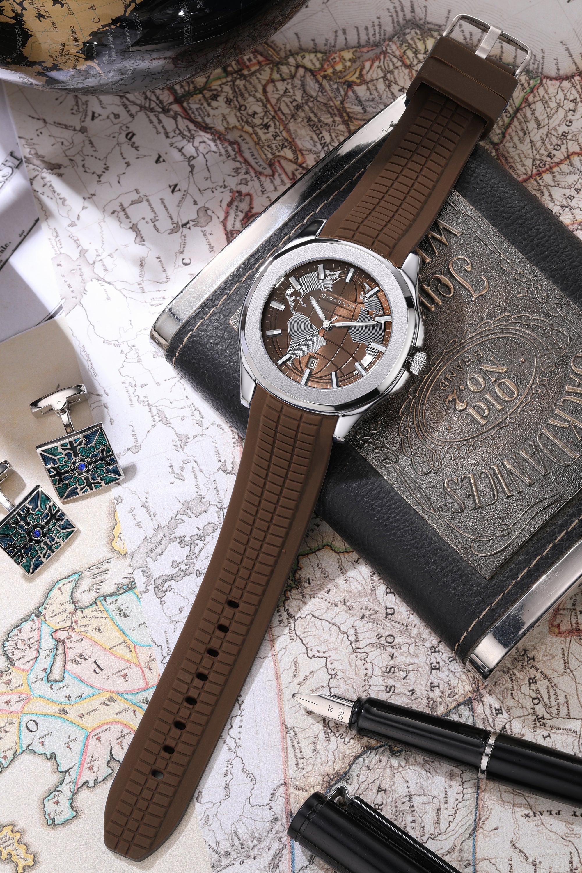 Giordano Stylish World Map design Watch for men with round dial and textured Silicone strap  | GZ-50147-04
