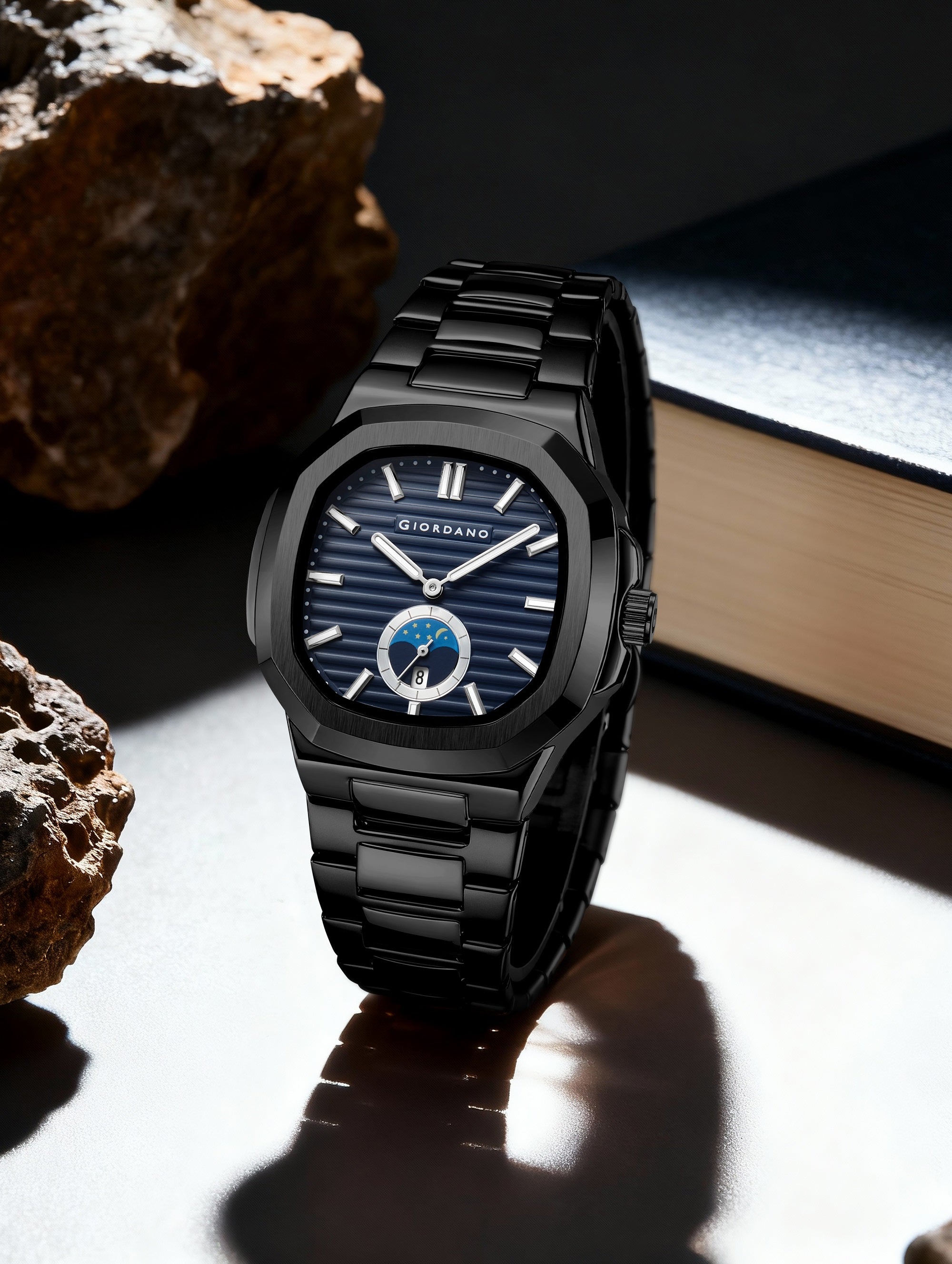 GIORDANO Analog Watch for Men – Classic Moon Phase Design with Textured Dial, Durable Stainless Steel Strap, and Date Display - GZ-50179-22