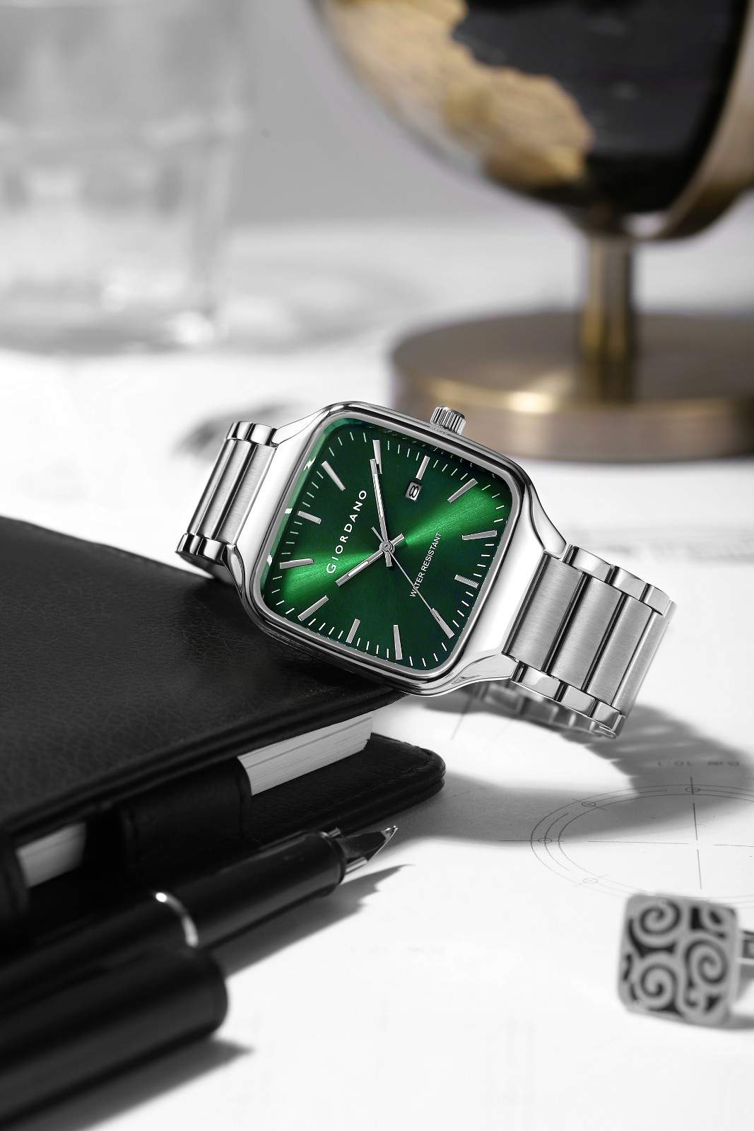 Giordano Analog Watch for Men – Square Dial, Stainless Steel Strap, Date Display, Water Resistant Classic Dress Watch | GZ-50163-33