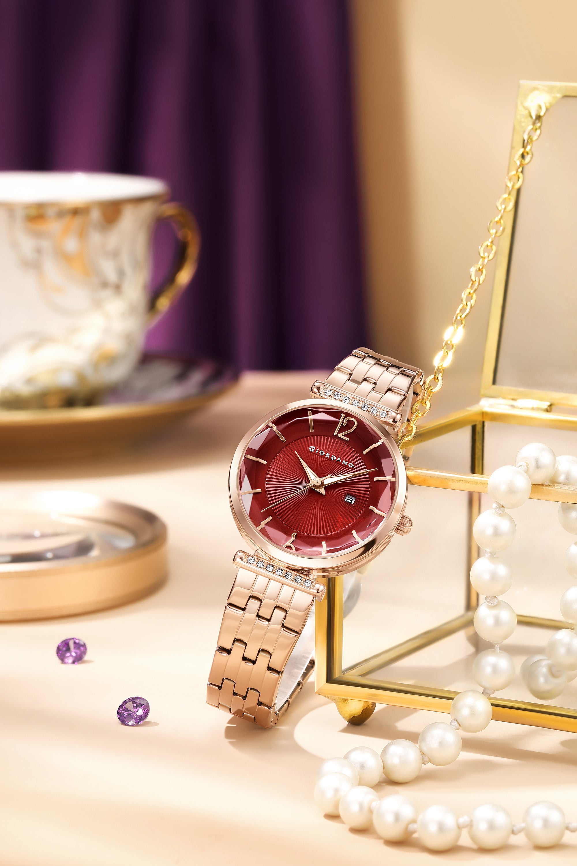 Giordano Exquisite Analog  Watch for Women with Round cut glass Textured Dial, Stainless Steel strap and date display | GZ-60111-55