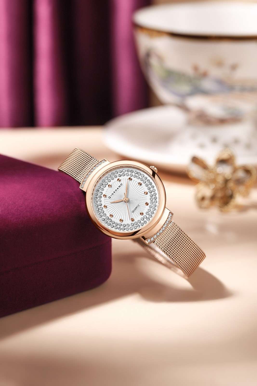 Giordano Luxury Rose Gold Analog Watch for Women – Crystal Embellished Dial, Mesh Strap, Quartz Movement – Elegant Timepiece - GZ-60143-11