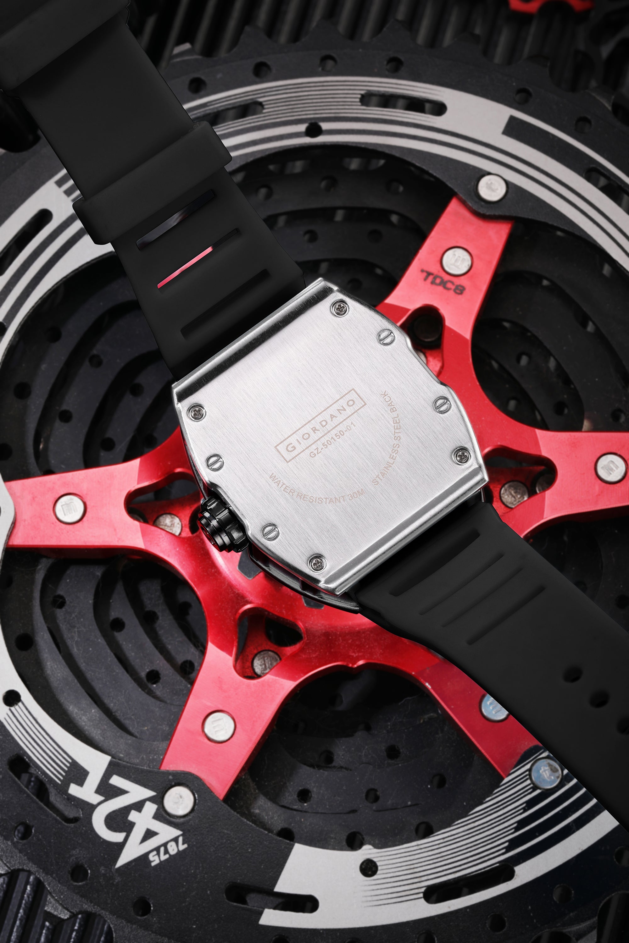 Giordano Sqaure Analog Casual Sporty Watch for Men – Mechanical-Inspired Design dial, Quartz Movement, silicon strap and date display | GZ-50150-01