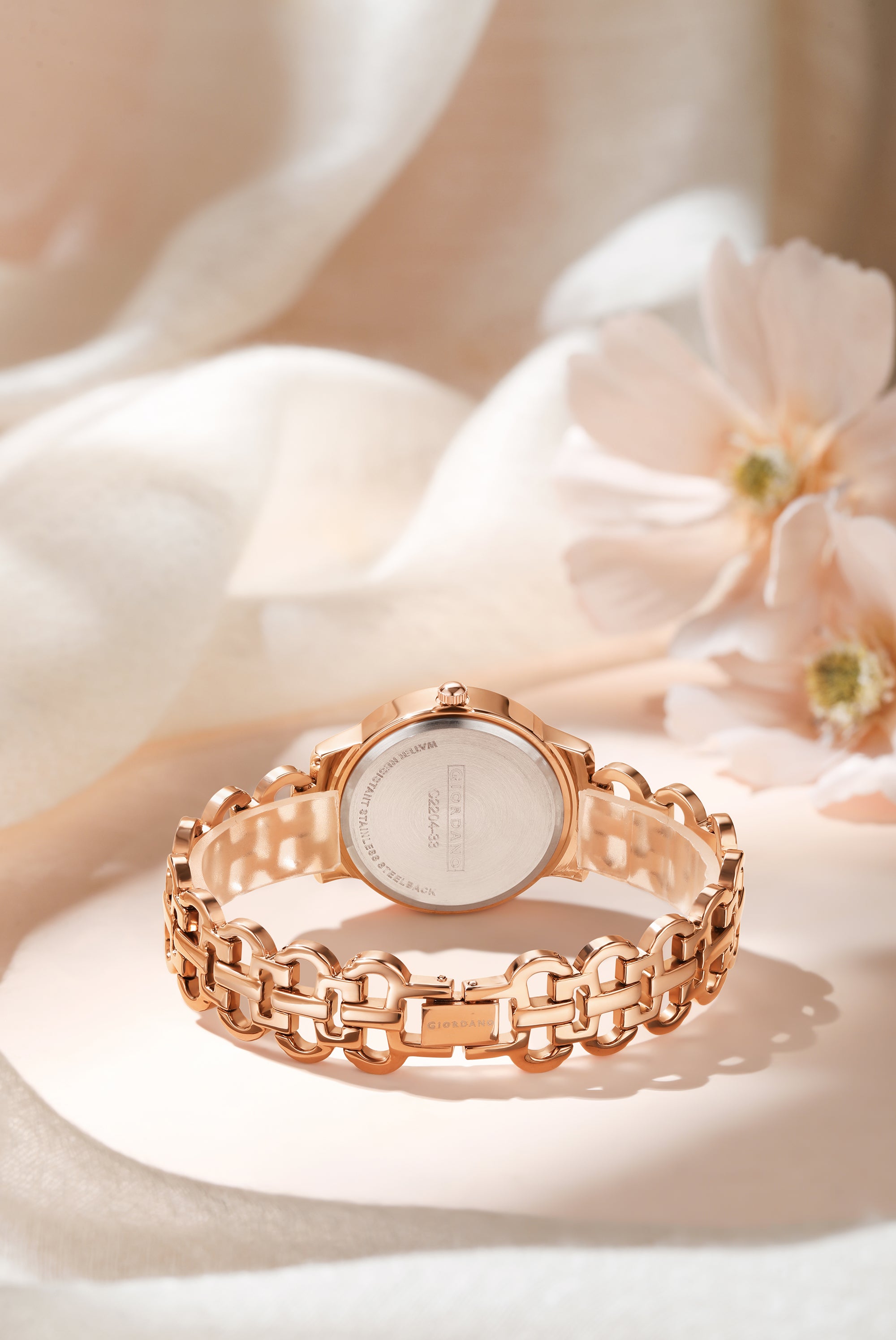 Giordano Fashionista Collection Analog Watch for Women with Classy Dial, Bracelet Strap and Stylish & Elegant Design C2204-33