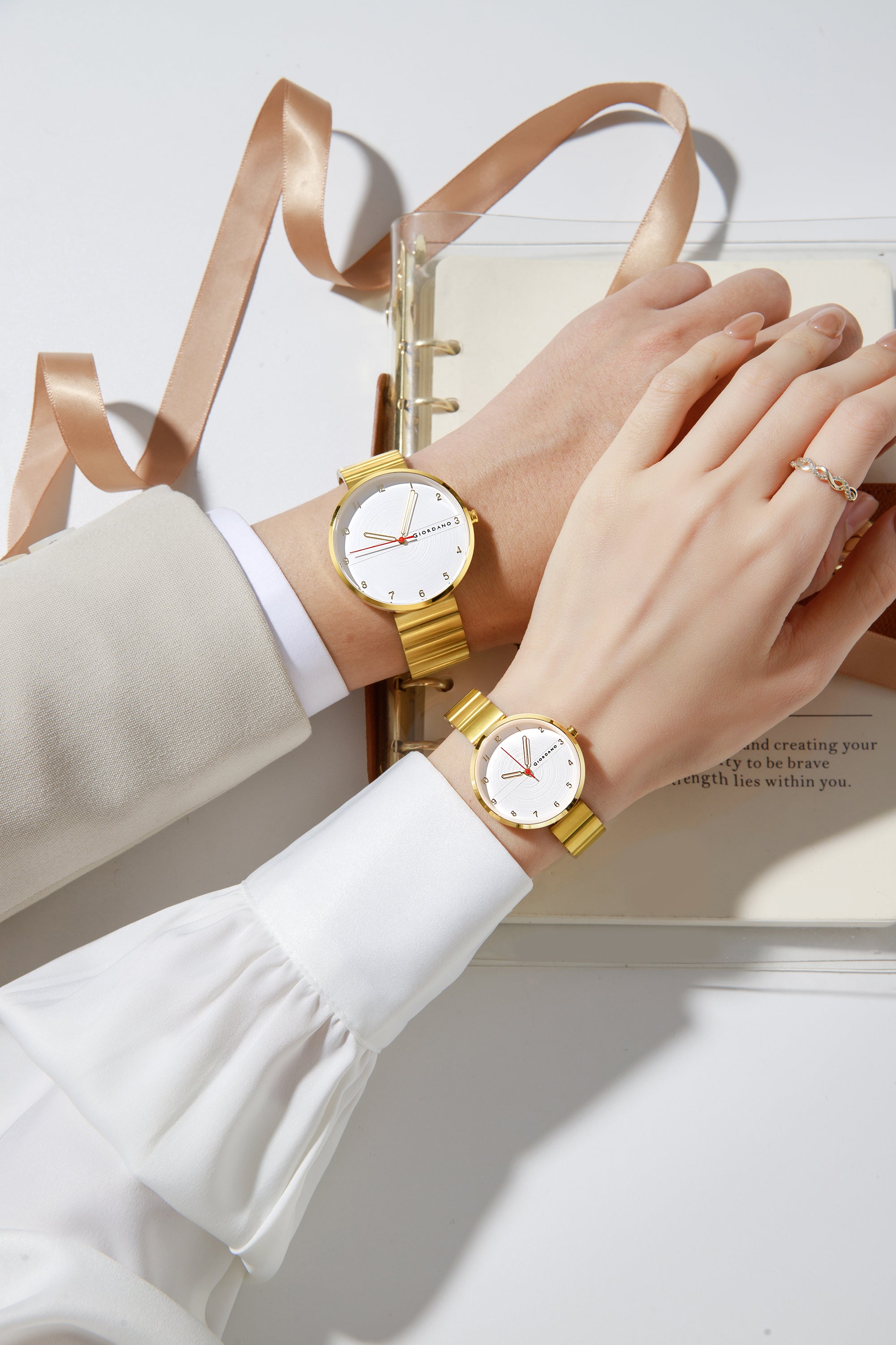 Giordano Analog Couple Watch Set – Elegant Dial with Stainless Steel Strap – His & Hers Matching Watches – Minimalist Unisex Design | GZ-992-SET-33