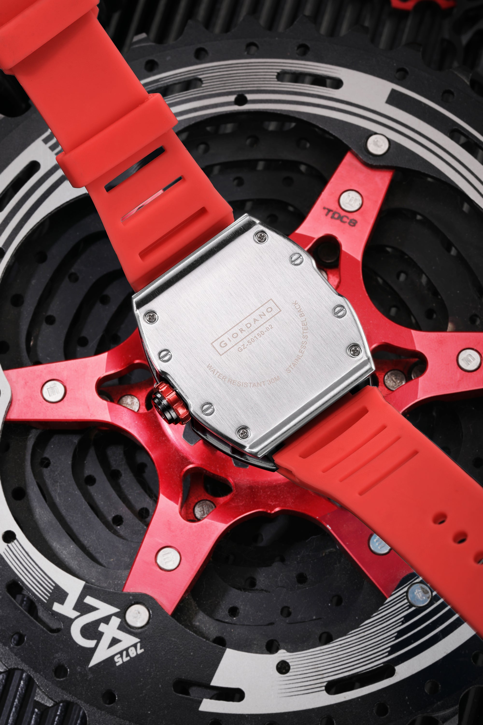 Giordano Sqaure Analog Casual Sporty Watch for Men – Mechanical-Inspired Design dial, Quartz Movement, silicon strap and date display | GZ-50150-02