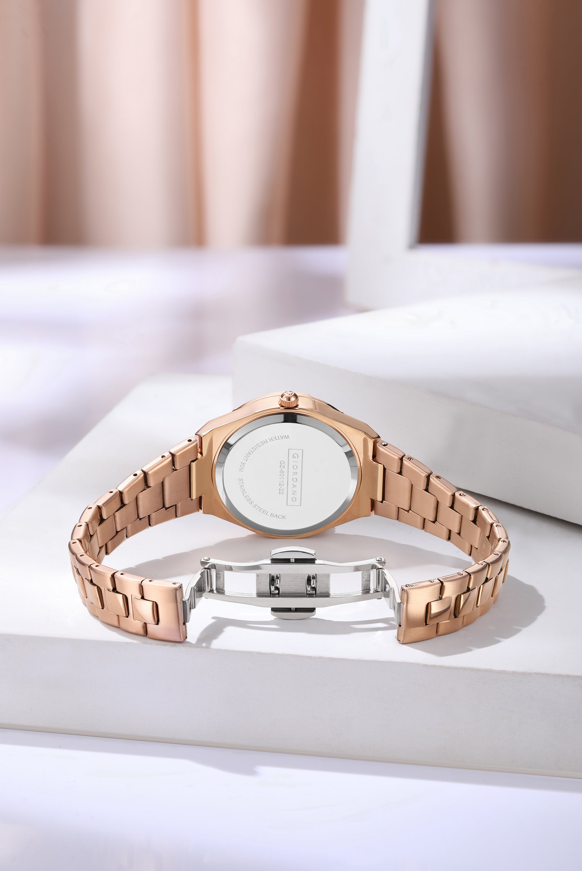 Giordano Analog watch for women with Crystal Bezel, round gloss finish dial, stainless steel strap and date display | GZ-60112-22