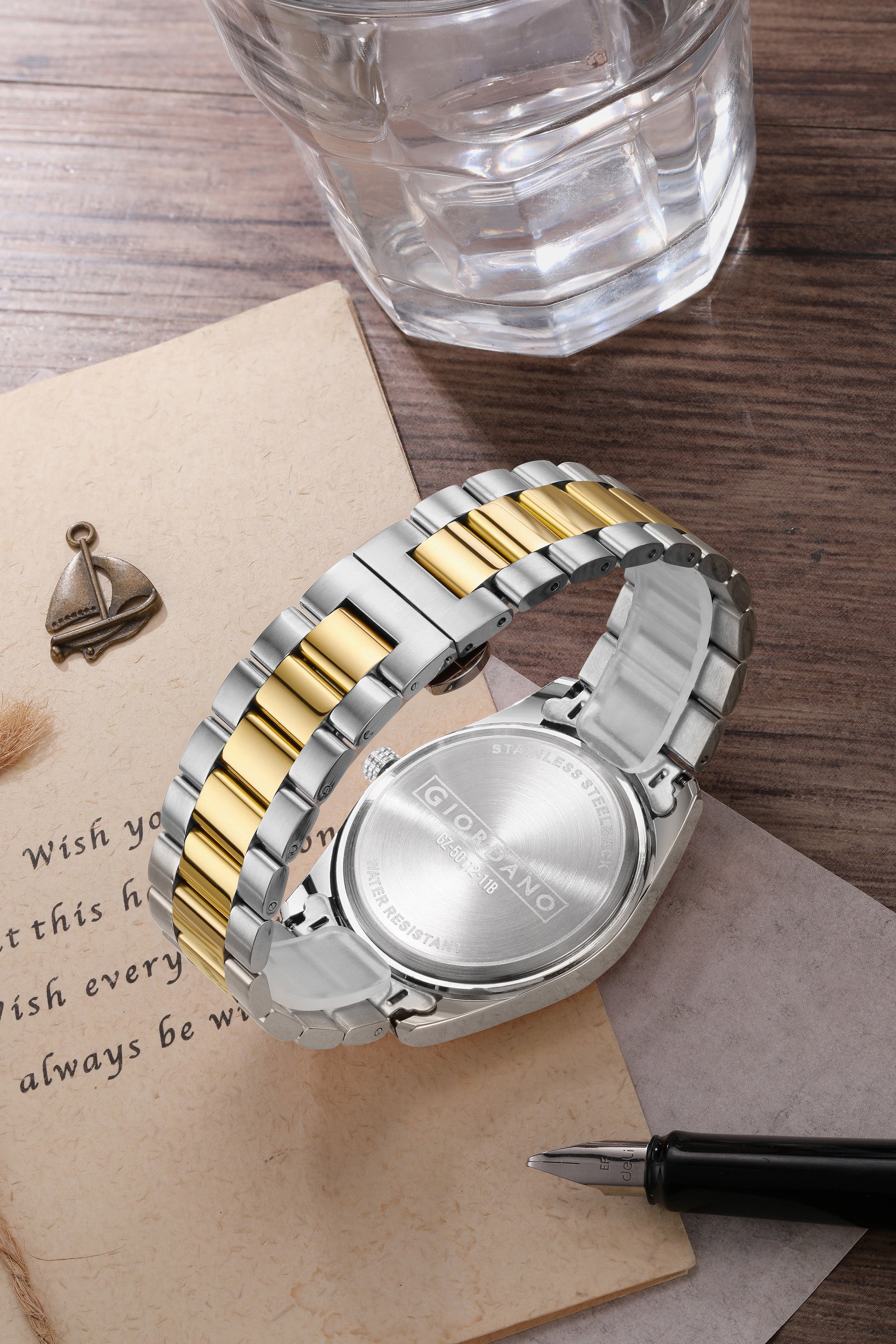 Giordano Analog Wrist Watch for Men Stylish Metal Strap with Water Resistant 3 Hand Mechanism for Men and Boys to Compliment Your Look/Ideal Gift for Male - GZ-50112-GZ-50112-11B