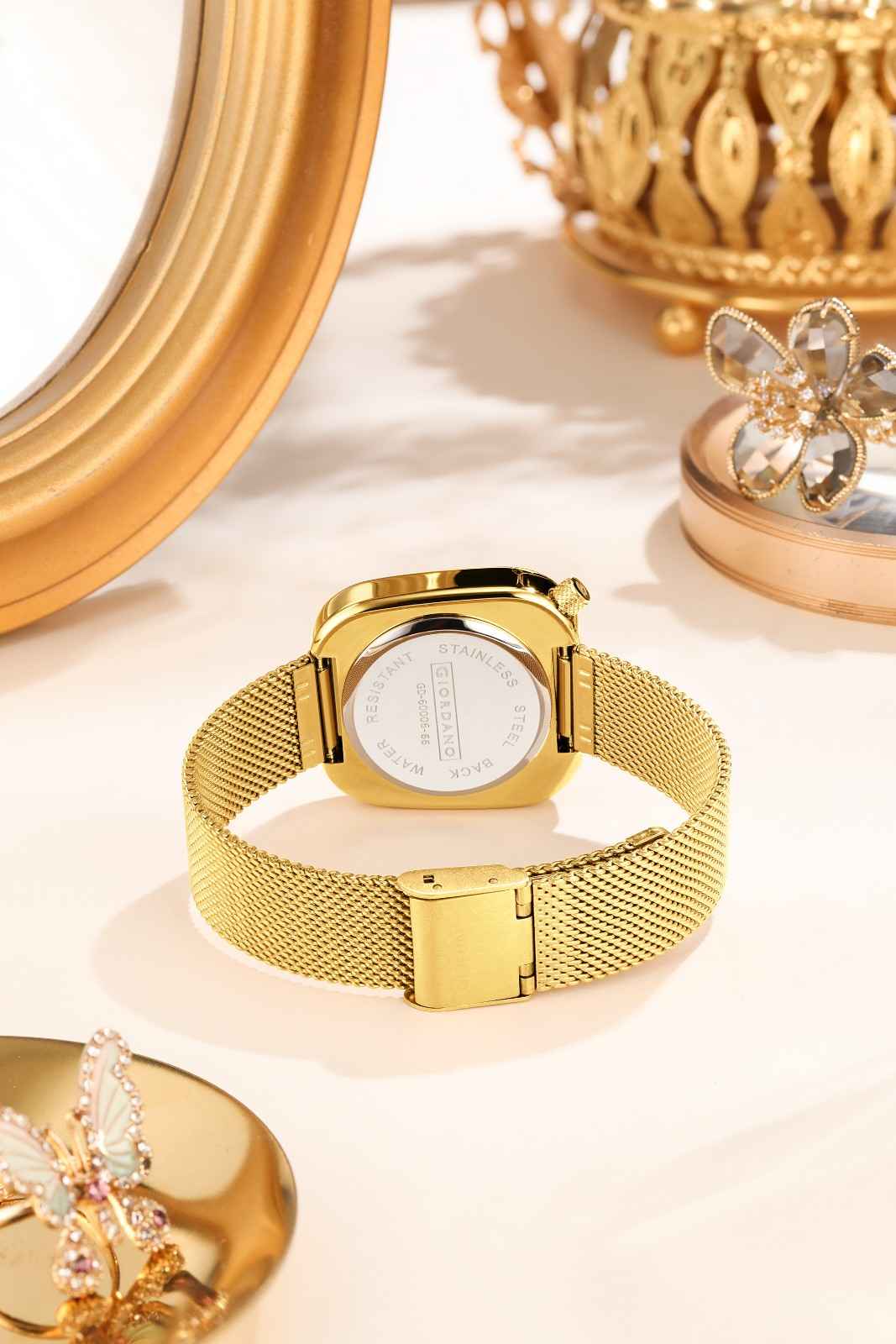 Giordano Analog Wrist Watch for Women with Stylish Metal Strap, Square dial and 3 Hand Mechanism GD-60006-66