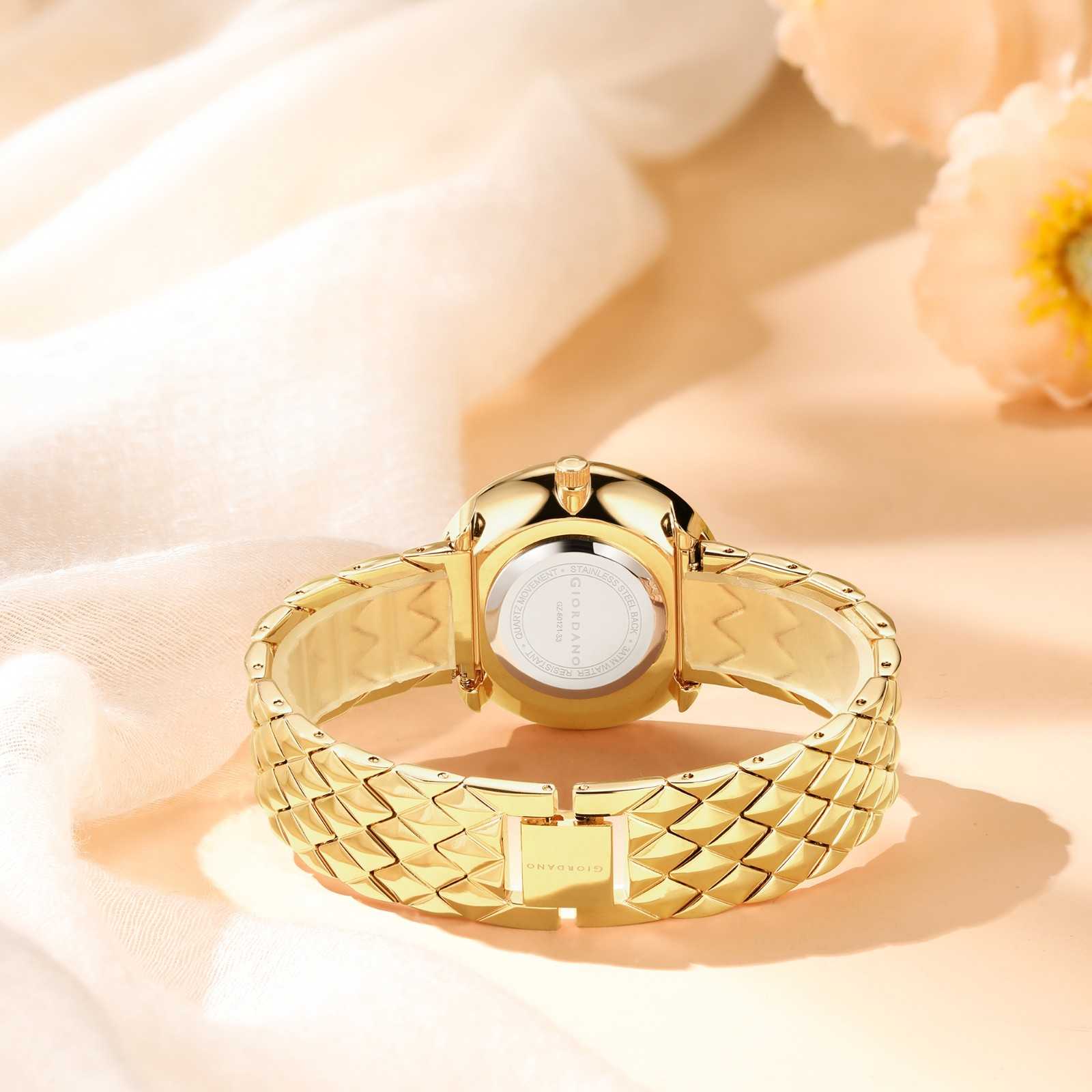 Giordano Elegant Analoge Watch for Women - Unique Rounded-Square Dial, Roman Numeral Dial, Date Display and Textured Stainless Steel Strap | GZ-60121-33