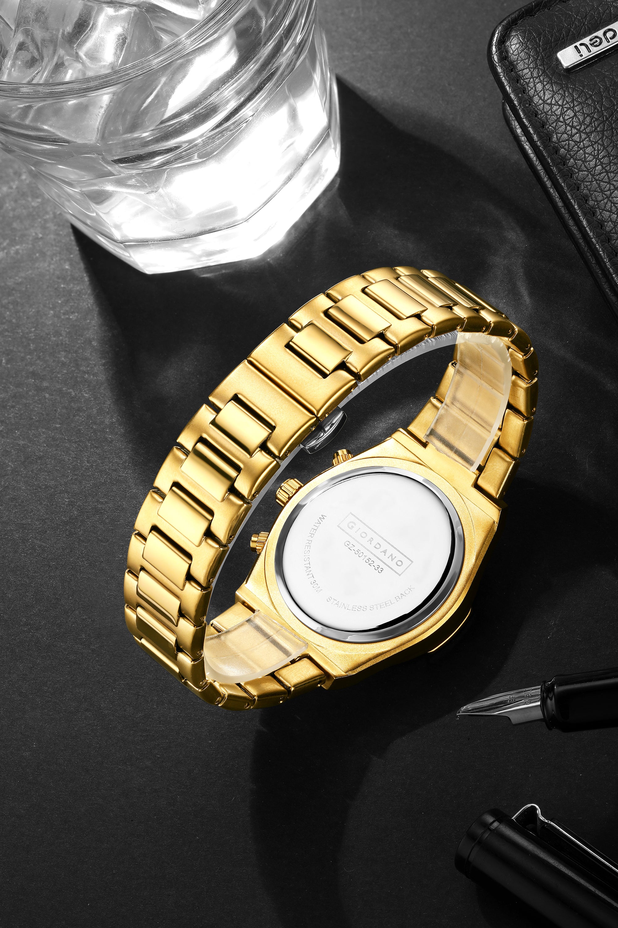 Giordano Luxury multifunctional Watch for Men with round dial, date display and Stainless Steel Strap | GZ-50152-33