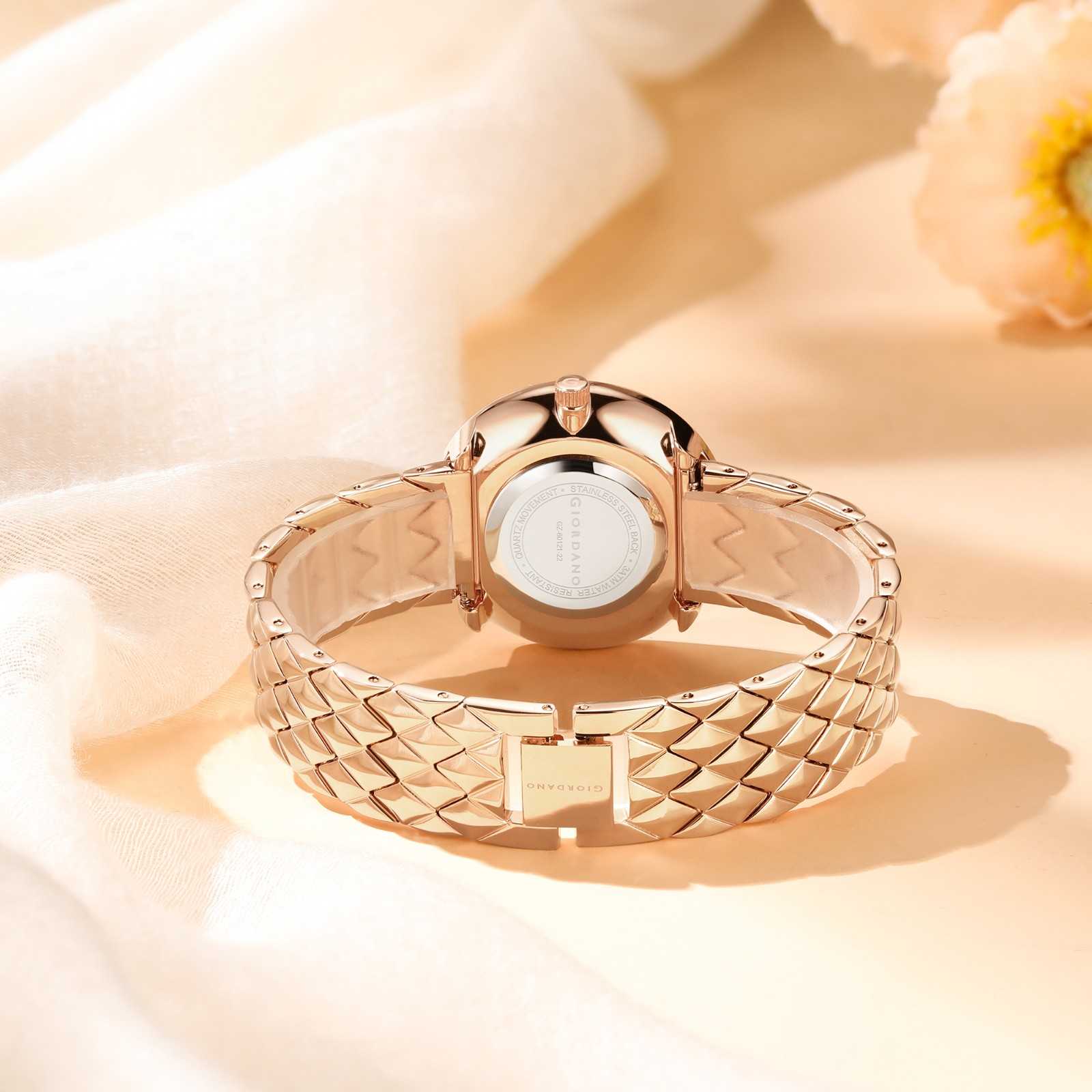 Giordano Elegant Analoge Watch for Women - Unique Rounded-Square Dial, Roman Numeral Dial, Date Display and Textured Stainless Steel Strap | GZ-60121-22