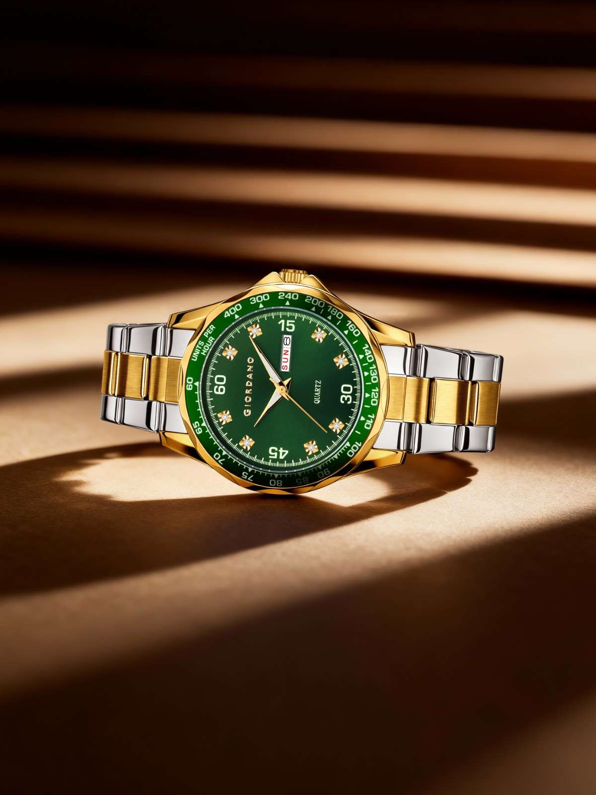 GIORDANO Two-Tone Analog Watch for Men - Crystal Hour Markers, Textured Bezel Design,  Day & Date Display, Stainless Steel Strap, Quartz Movement - GZ-50177-33